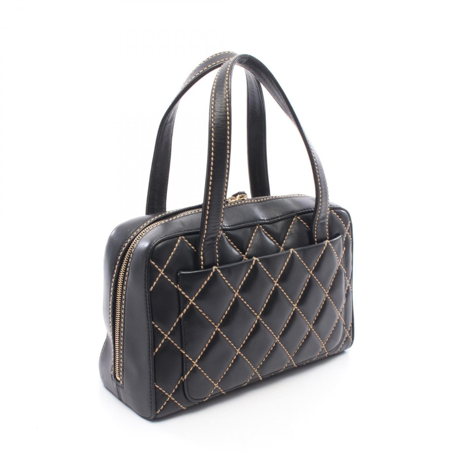 Chanel Black Leather Handbag (Pre-Owned)