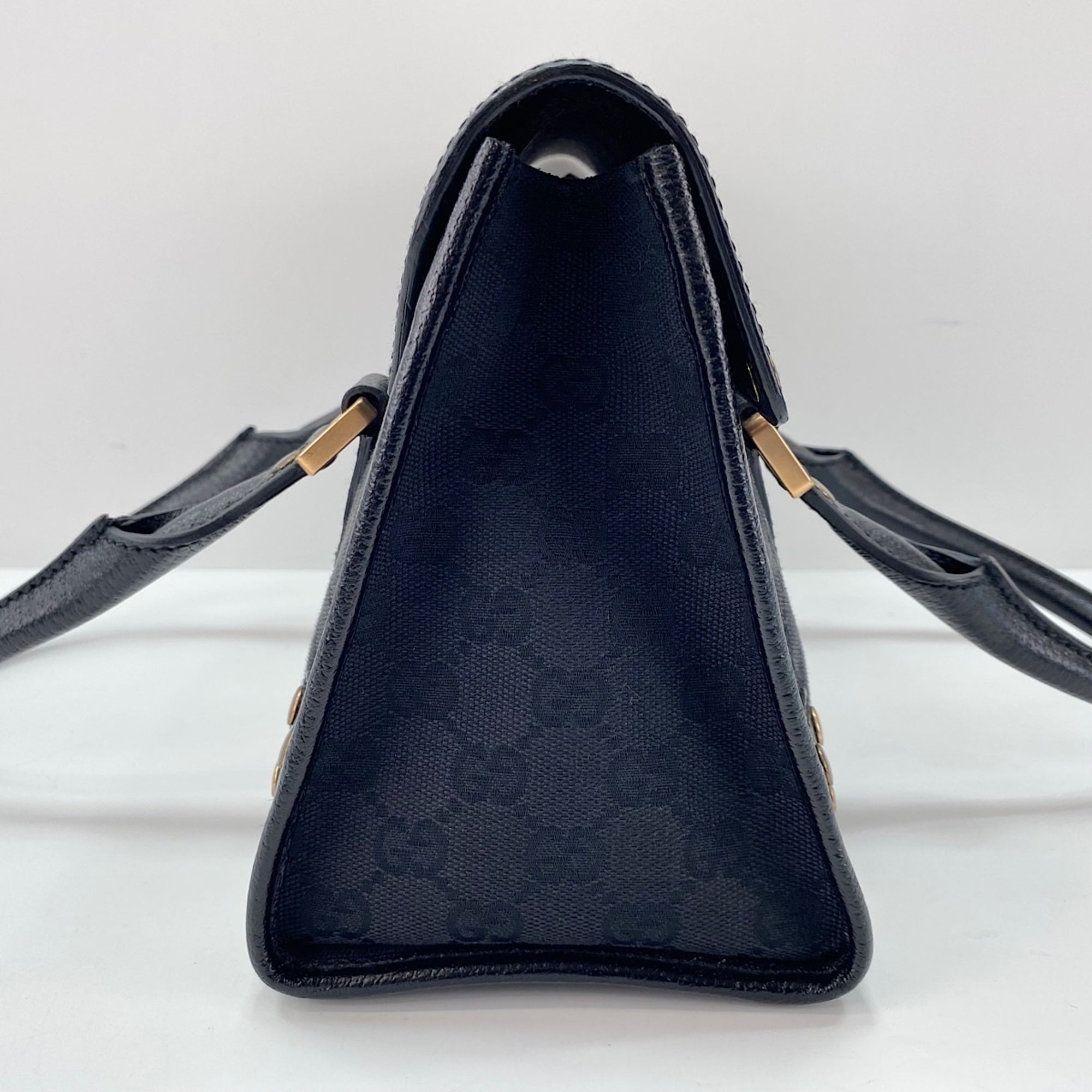 Gucci Black Handbag (Pre-Owned)