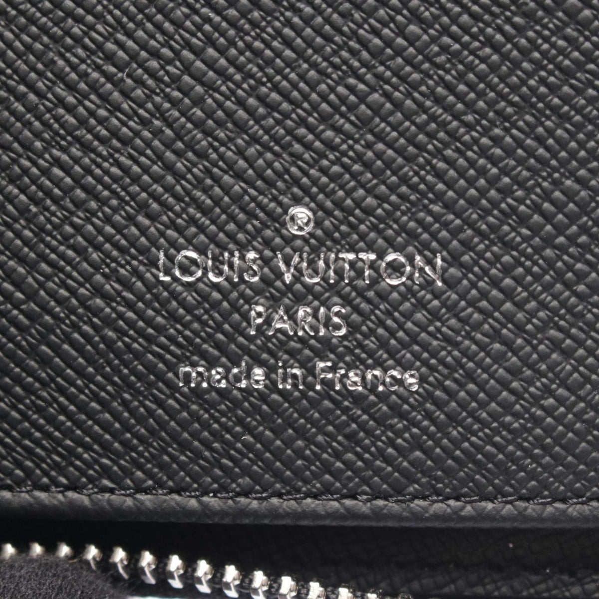 Louis Vuitton Black Noir Epi Leather Long Wallet (Bi-Fold) (Pre-Owned)