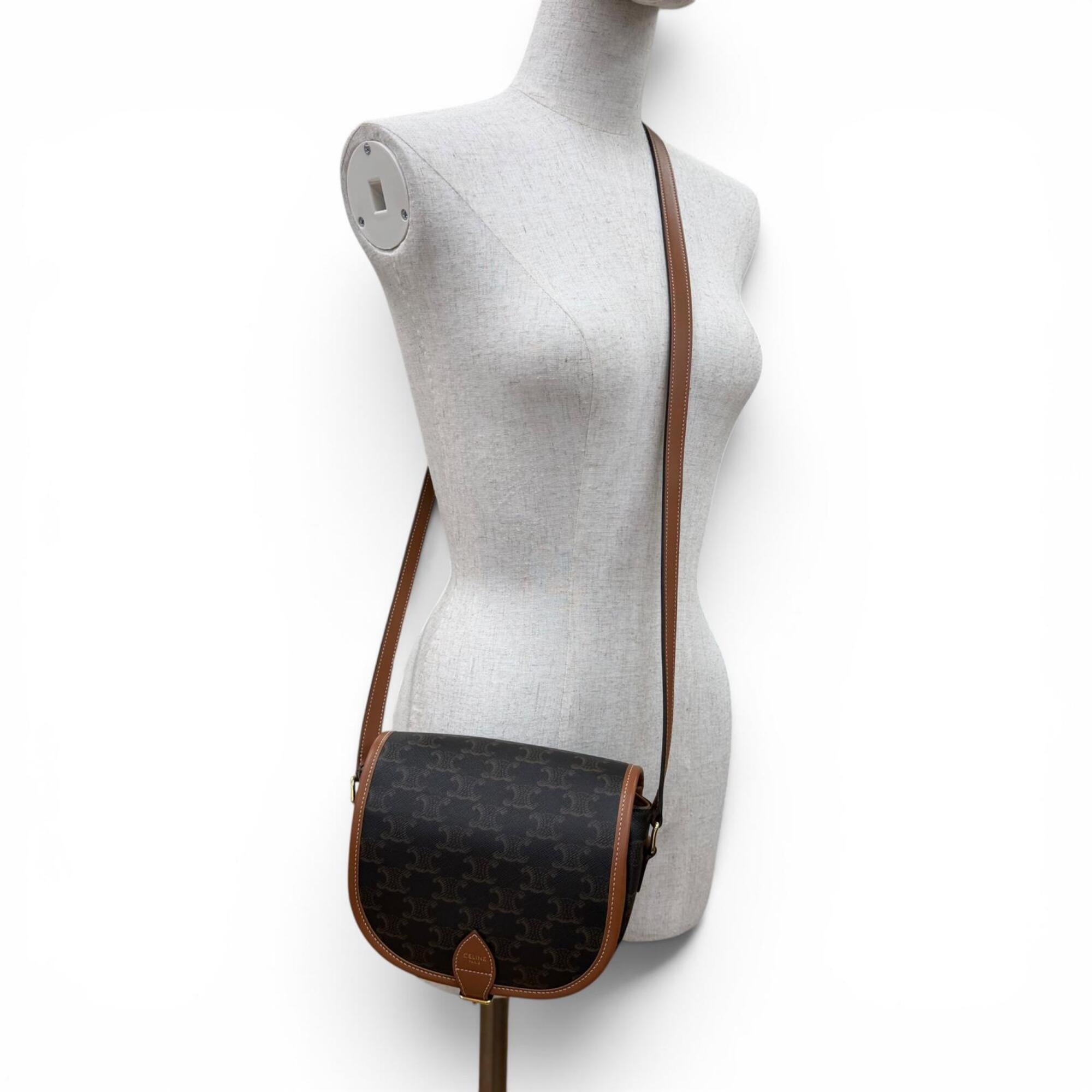Celine Canvas Shoulder Bag (Pre-Owned)