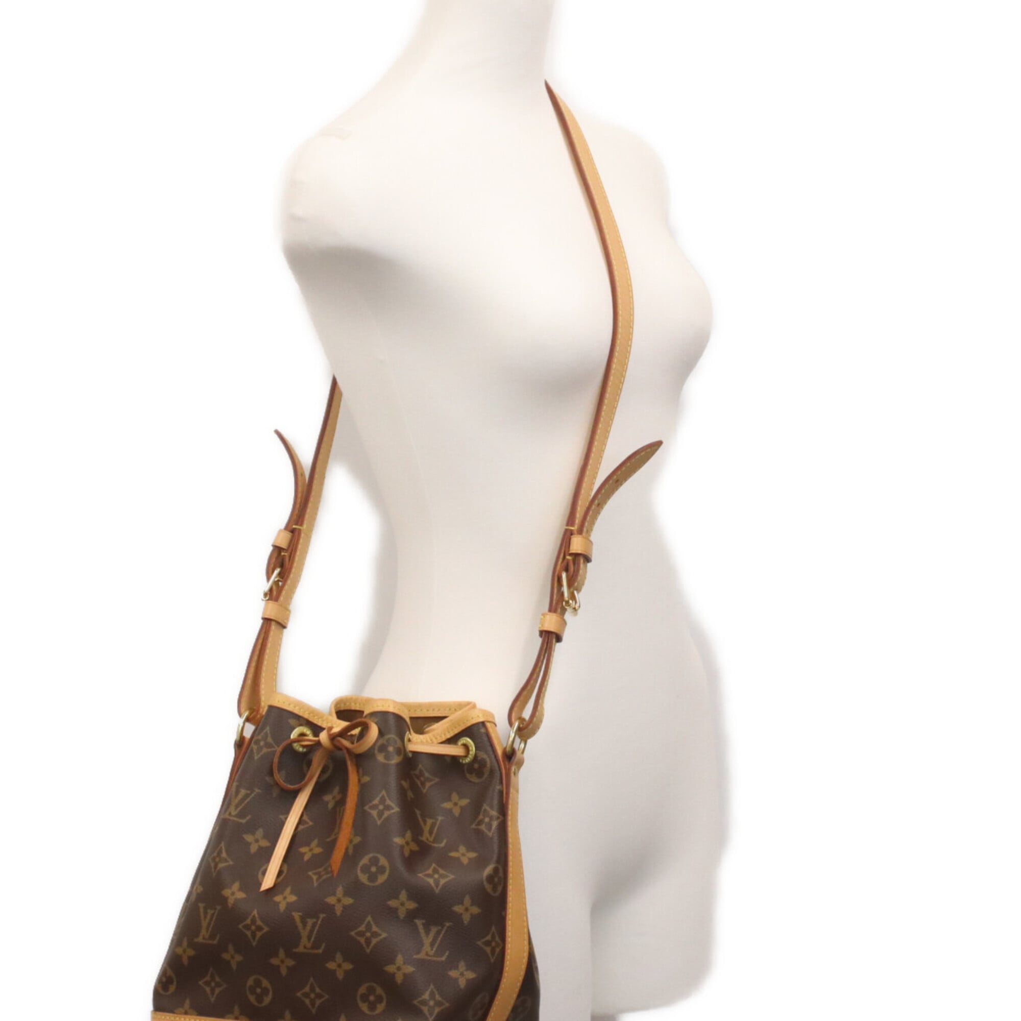 Louis Vuitton Brown Monogram Monogram Canvas Shoulder Bag (Pre-Owned)