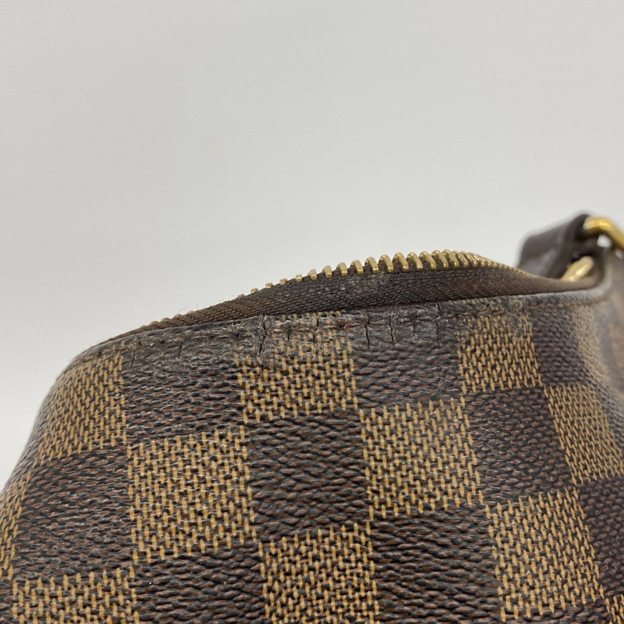 Louis Vuitton Ebene Shoulder Bag (Pre-Owned)