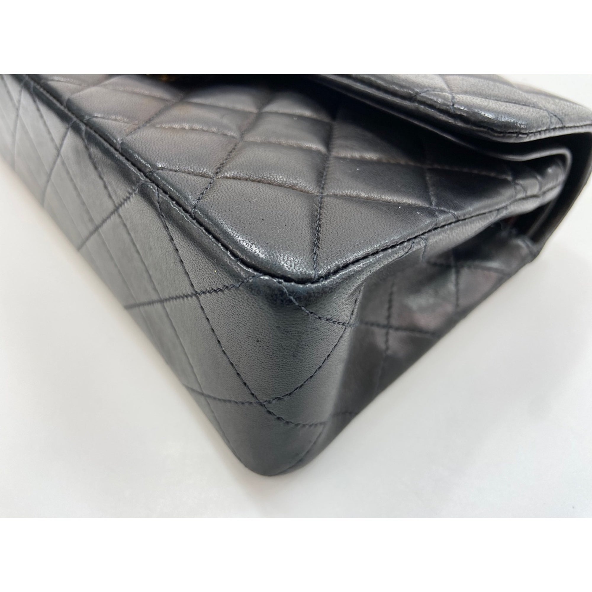 Chanel Matelasse Black Shoulder Bag (Pre-Owned)
