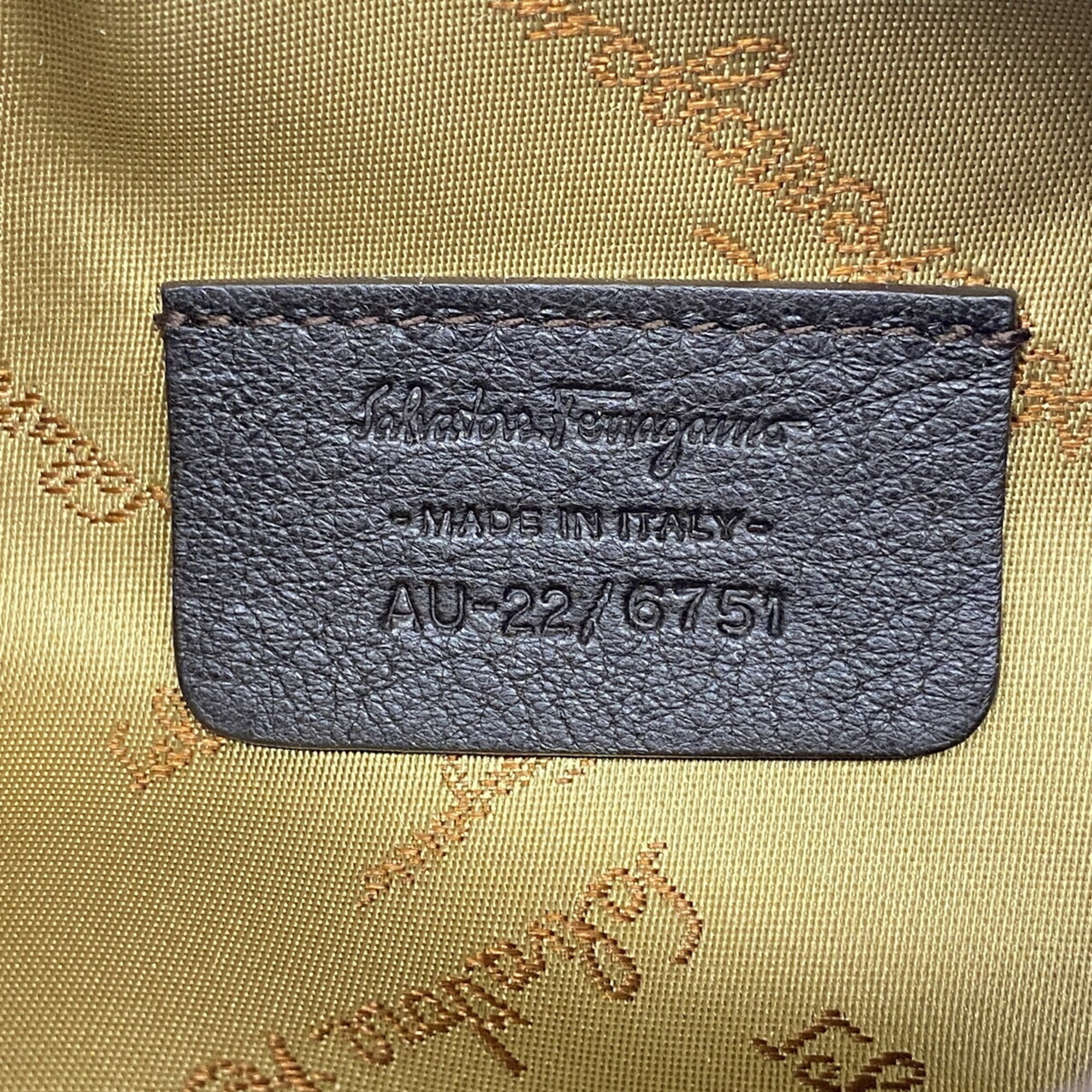 Salvatore Ferragamo Beige Canvas Pouch (Pre-Owned)