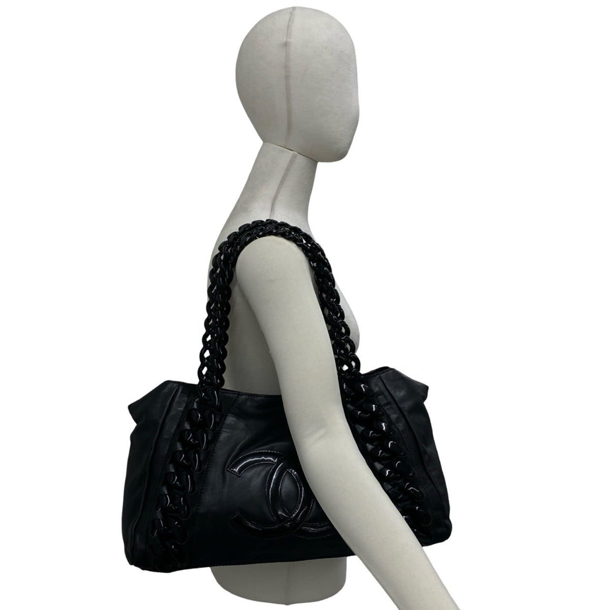 Chanel Black Leather Plastic Handbag Tote Bag (Pre-Owned)