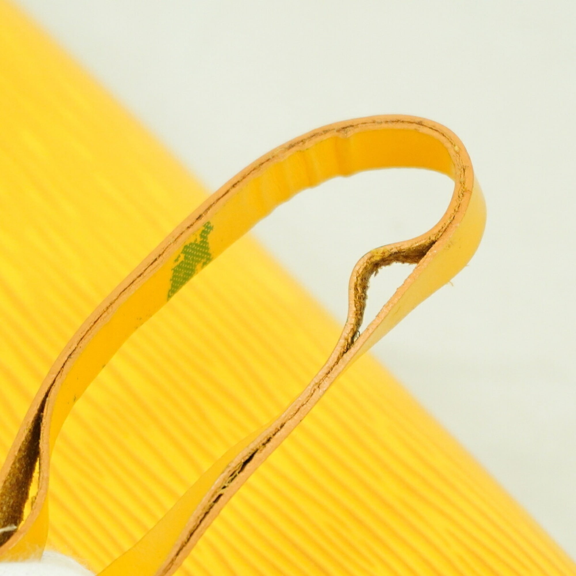 Louis Vuitton Jaune Pouch (Pre-Owned)