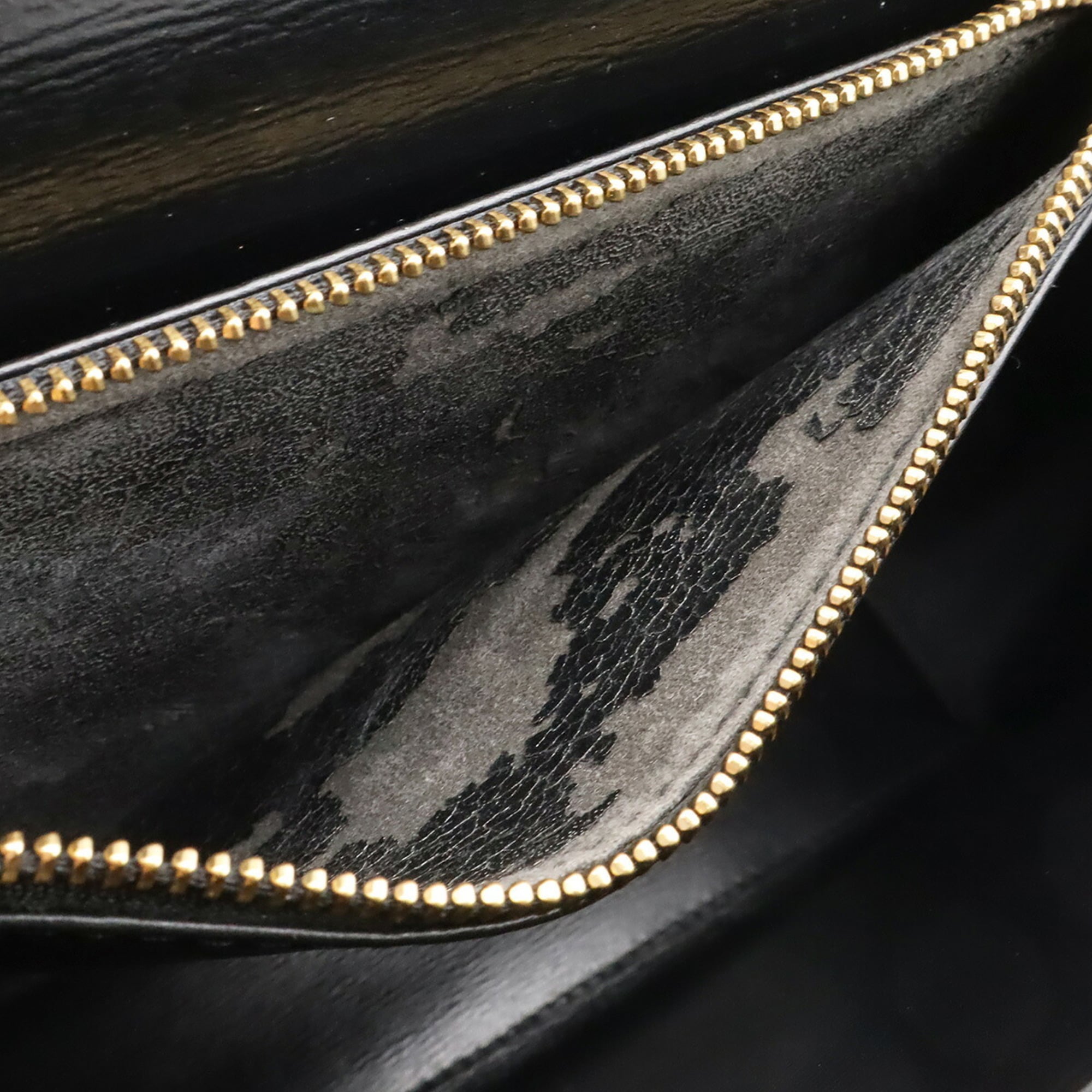 Louis Vuitton Epi Black Noir Epi Leather Handbag (Pre-Owned)