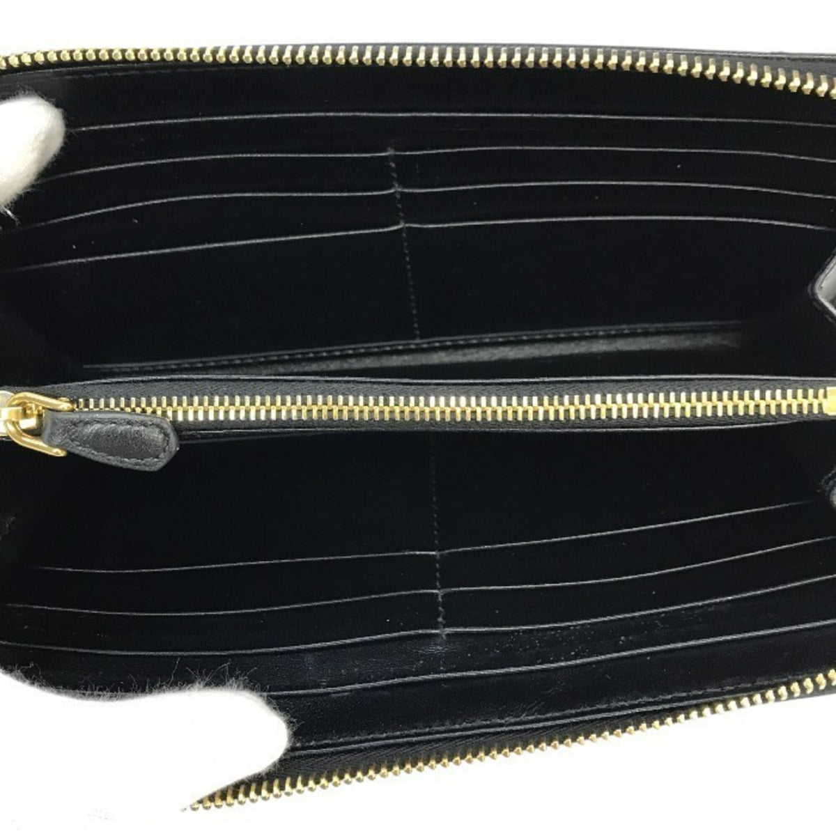 Prada Black Vitello Move Long Wallet (Bi-Fold) (Pre-Owned)