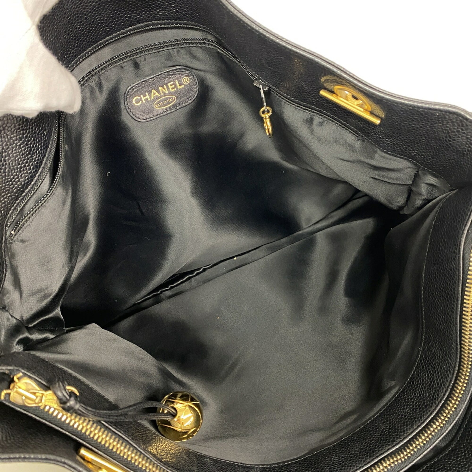 Chanel Black Grained Calfskin Tote Bag (Pre-Owned)
