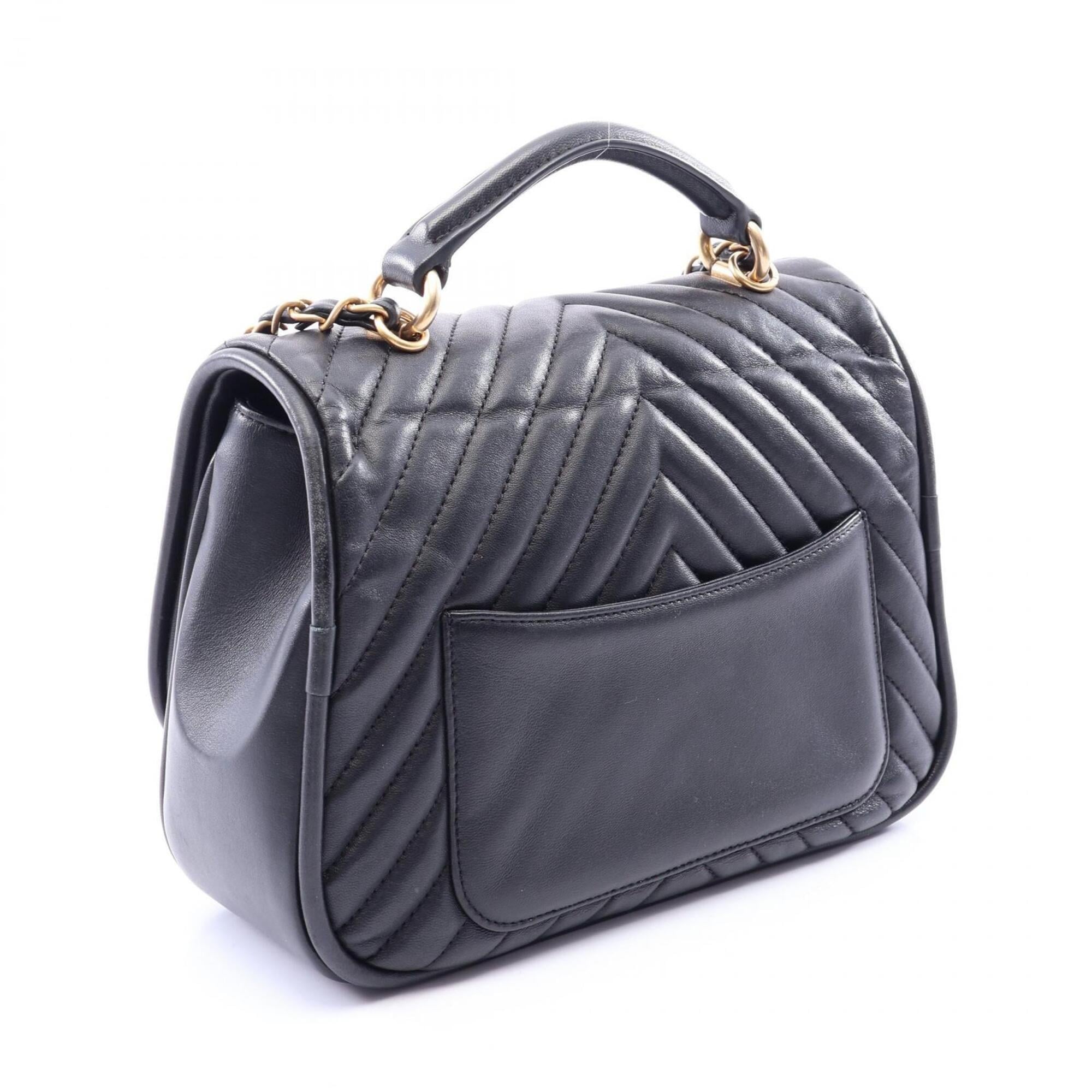 Chanel Black Leather Handbag Shoulder Bag (Pre-Owned)