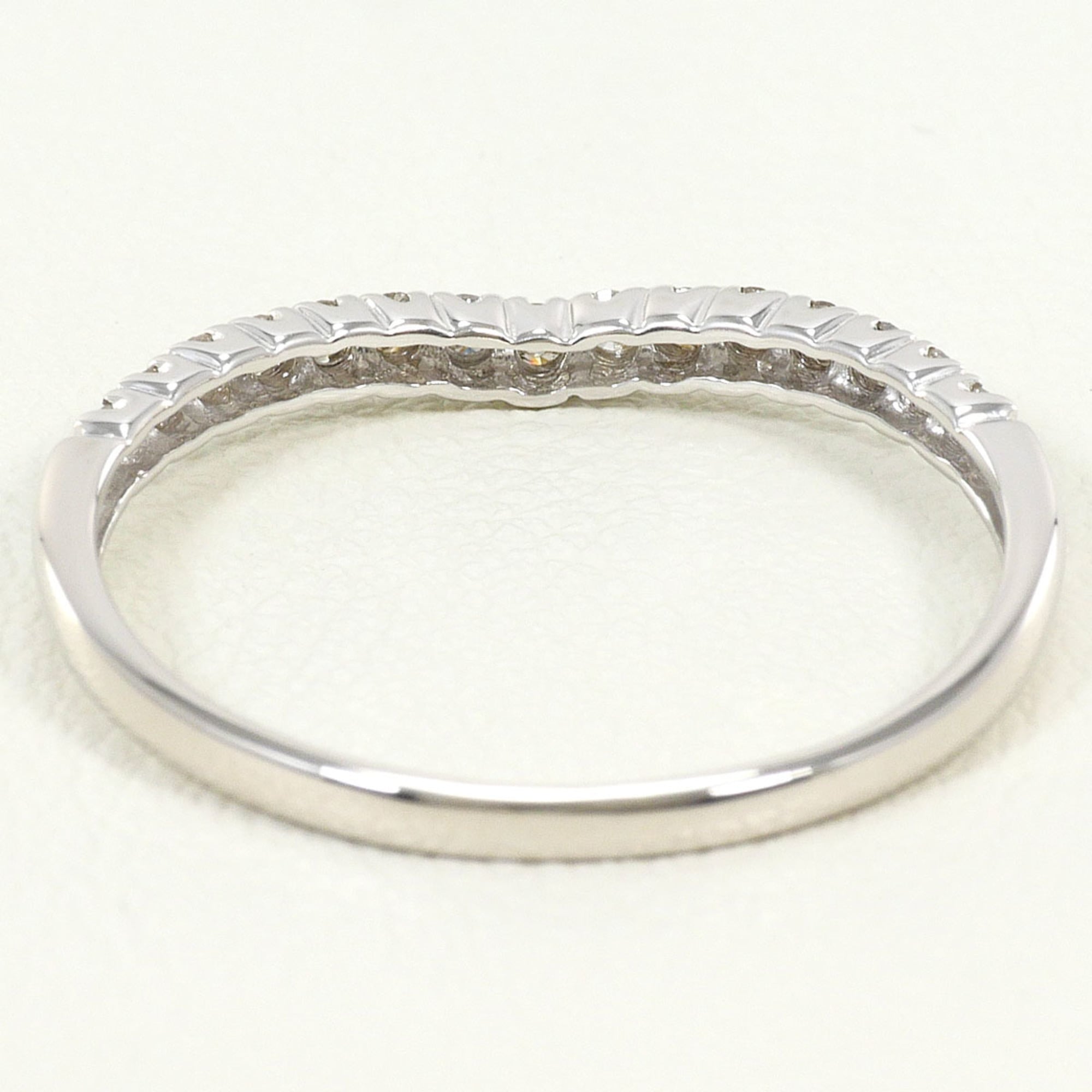 Unbranded White Gold White Gold (10K) Band Ring (Pre-Owned)