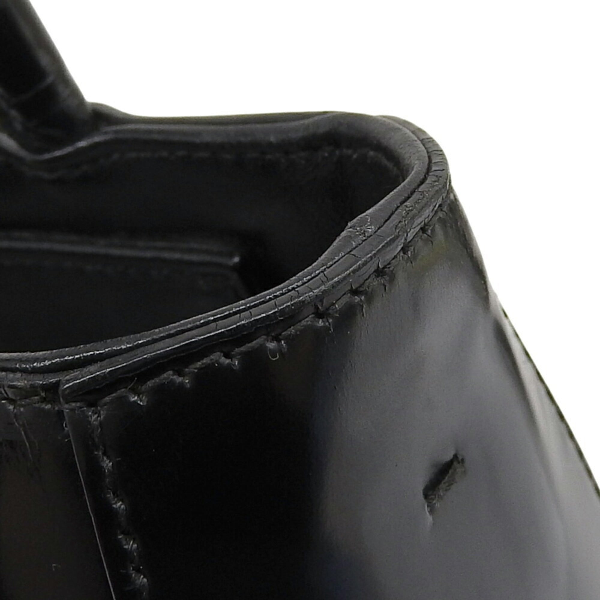Prada Black Leather Shoulder Bag (Pre-Owned)
