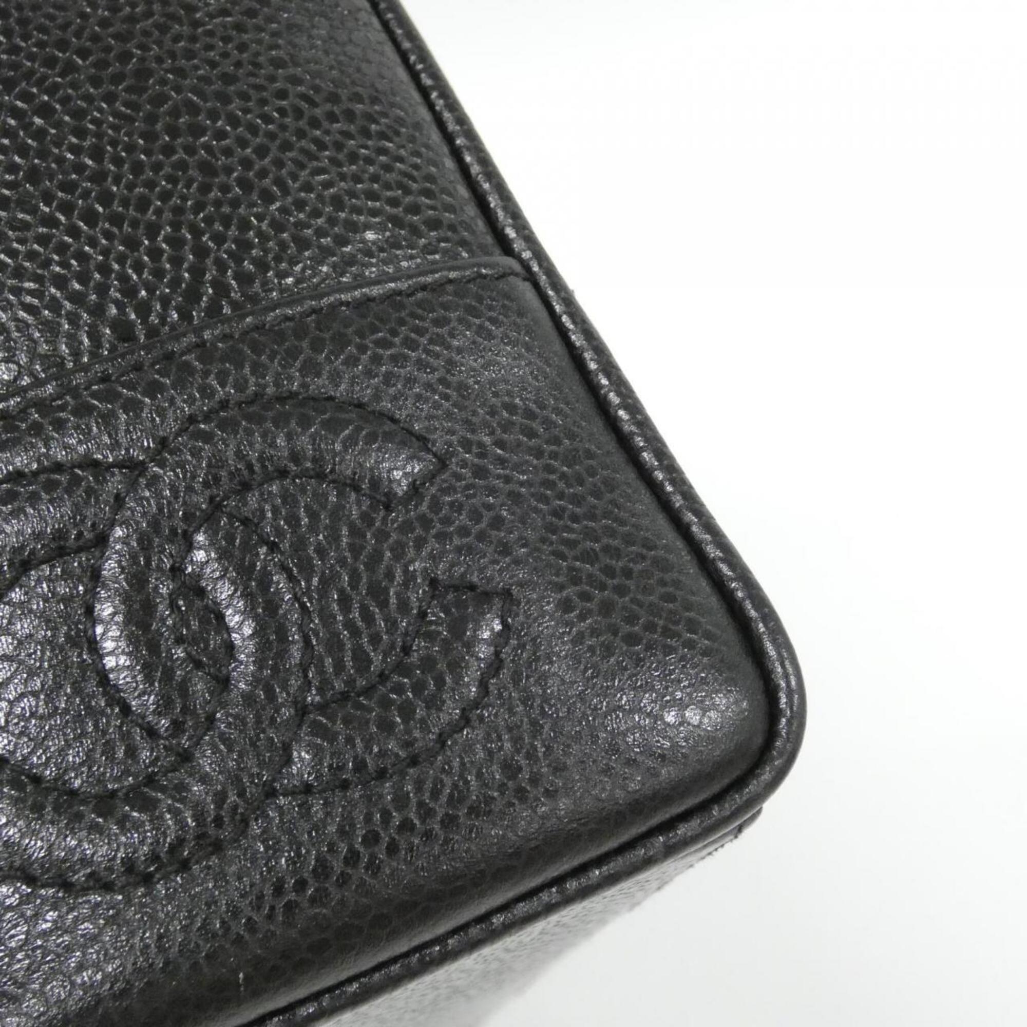Chanel Black Grained Calfskin Shoulder Bag (Pre-Owned)