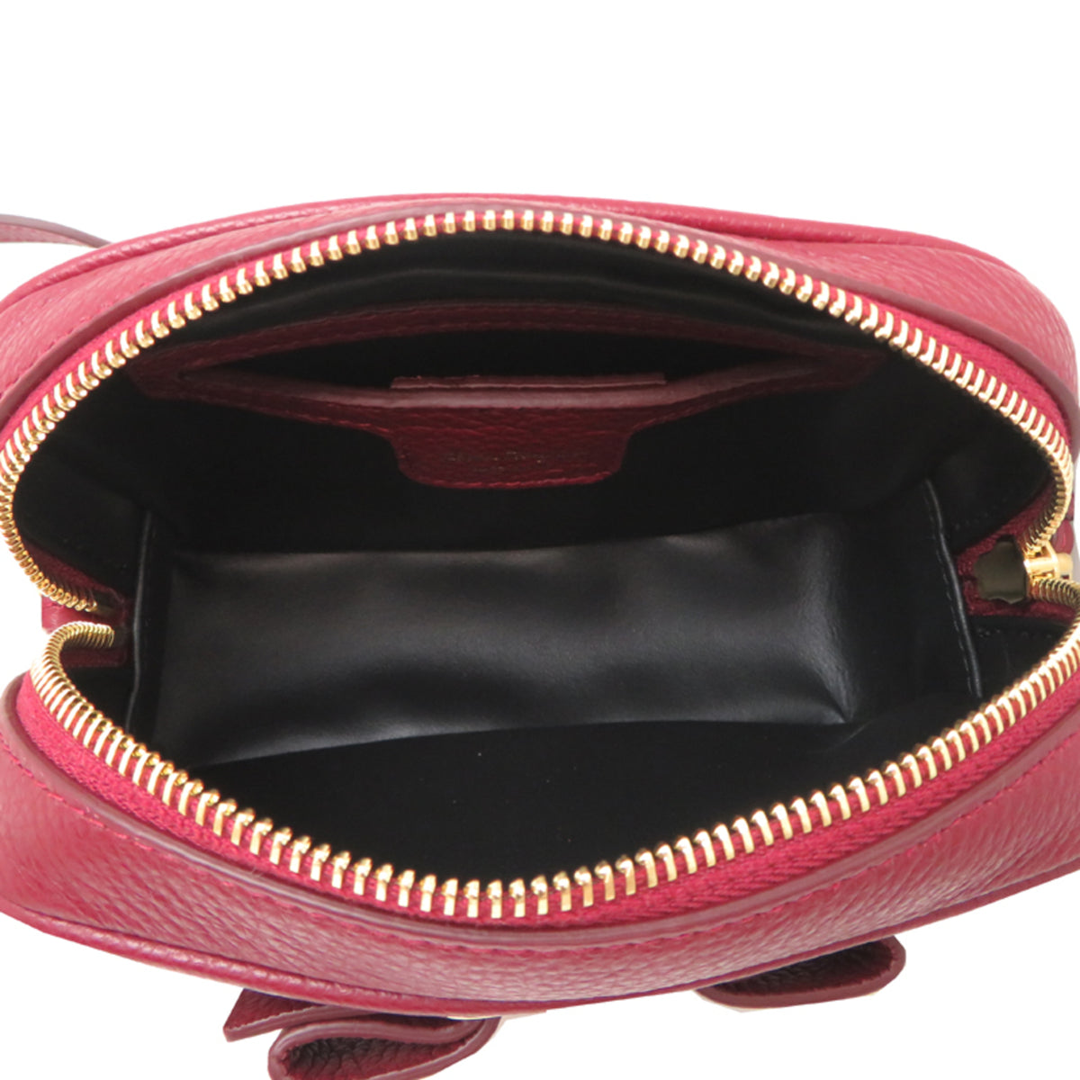 Salvatore Ferragamo Red Color Leather Shoulder Bag (Pre-Owned)