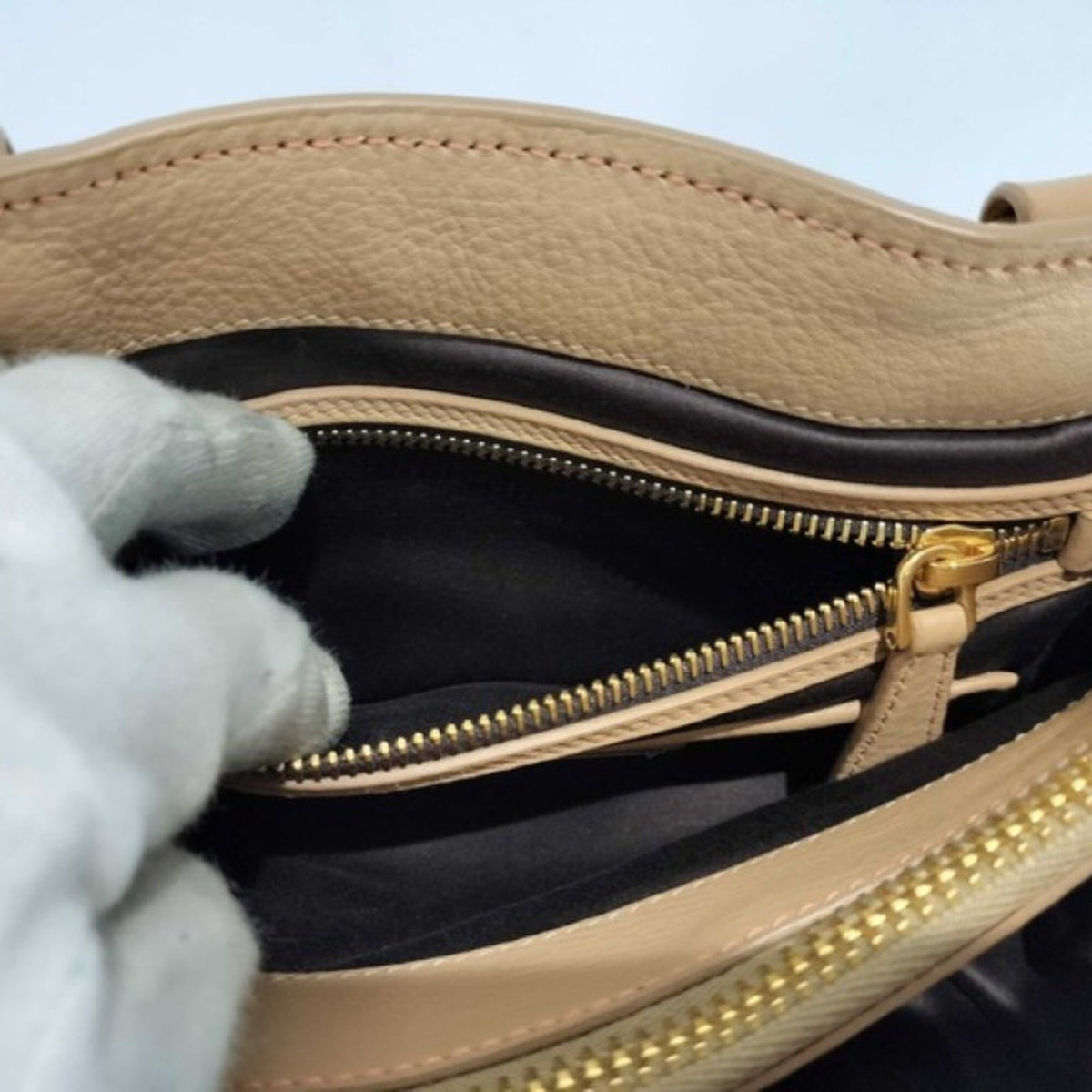 Miu Miu Beige Leather Handbag (Pre-Owned)