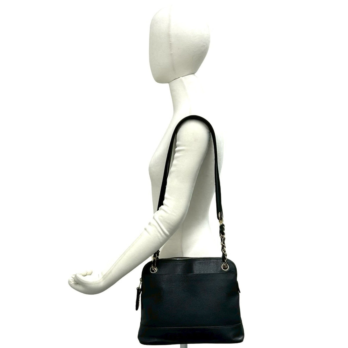 Chanel Black Grained Calfskin Shoulder Bag Tote Bag (Pre-Owned)