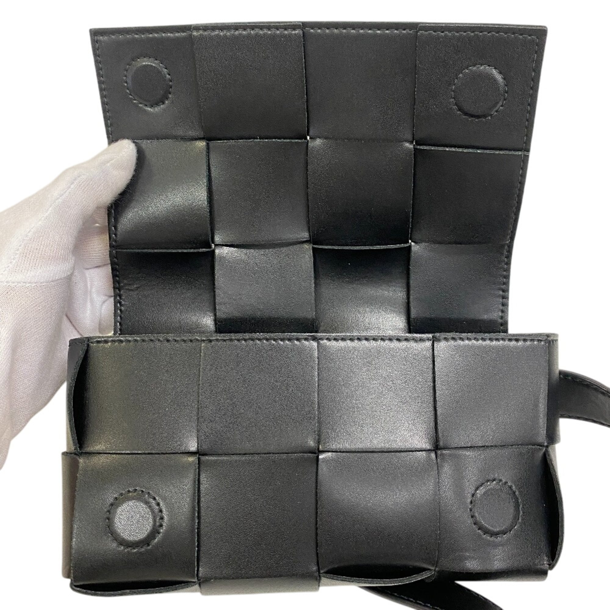 Bottega Veneta Black Leather (Pre-Owned)