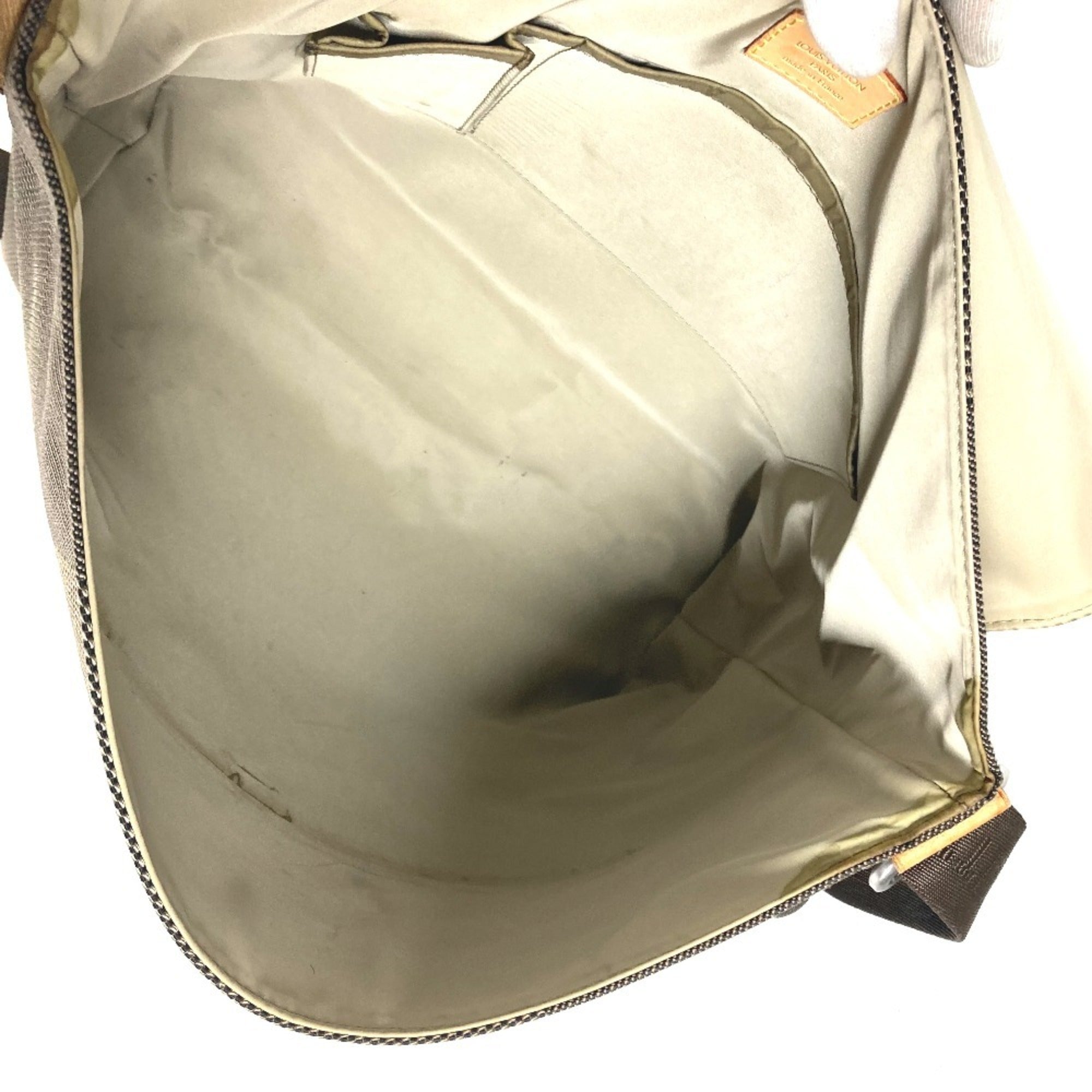 Louis Vuitton Earth Khaki Damier Geant Messenger Bag Shoulder Bag (Pre-Owned)