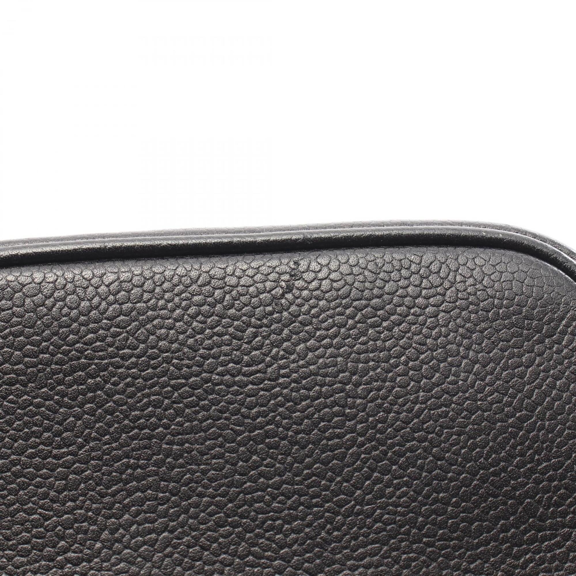 Chanel Black Grained Calfskin Handbag (Pre-Owned)