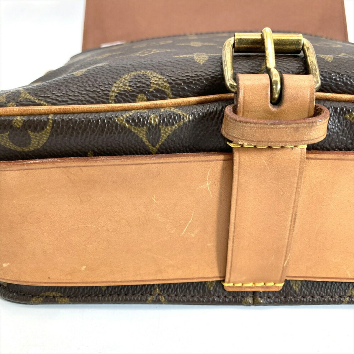 Louis Vuitton Brown Monogram Monogram Shoulder Bag (Pre-Owned)
