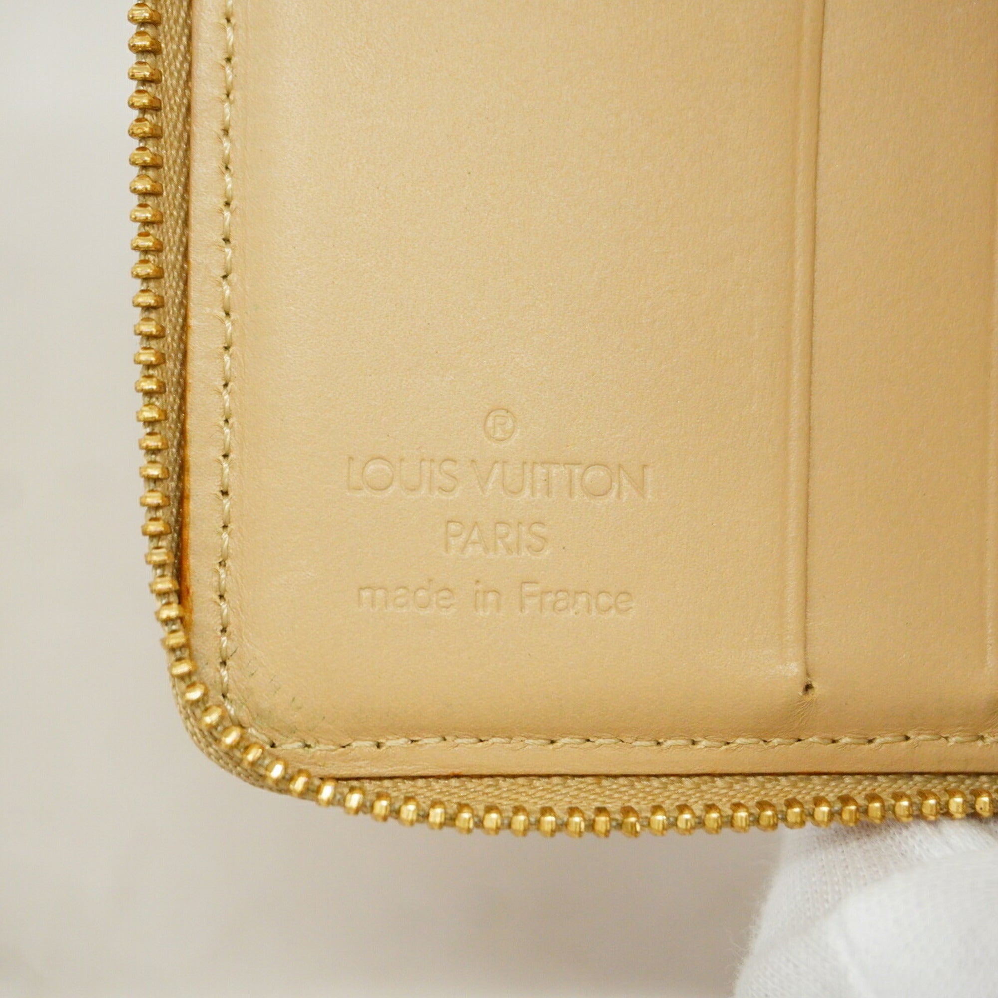 Louis Vuitton Beige Wallet (Bi-Fold) (Pre-Owned)
