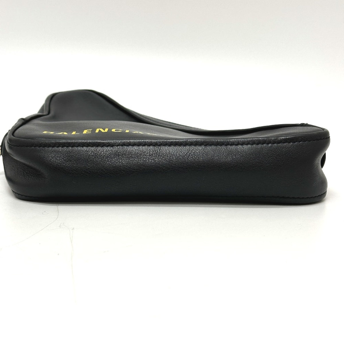 Balenciaga Black Leather Pouch (Pre-Owned)