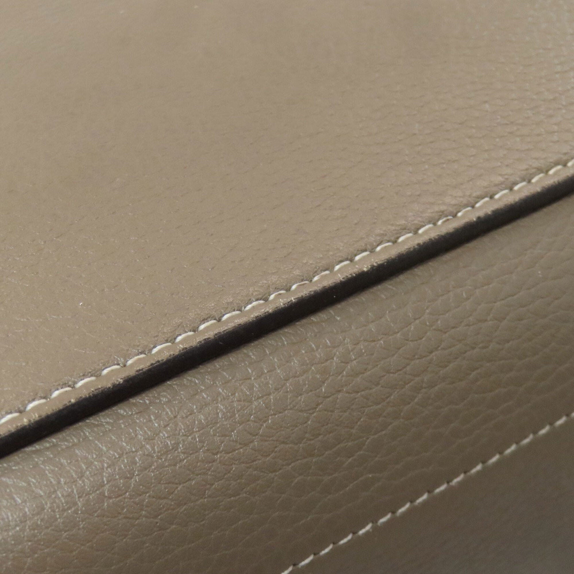 Celine Grayish Leather Handbag (Pre-Owned)