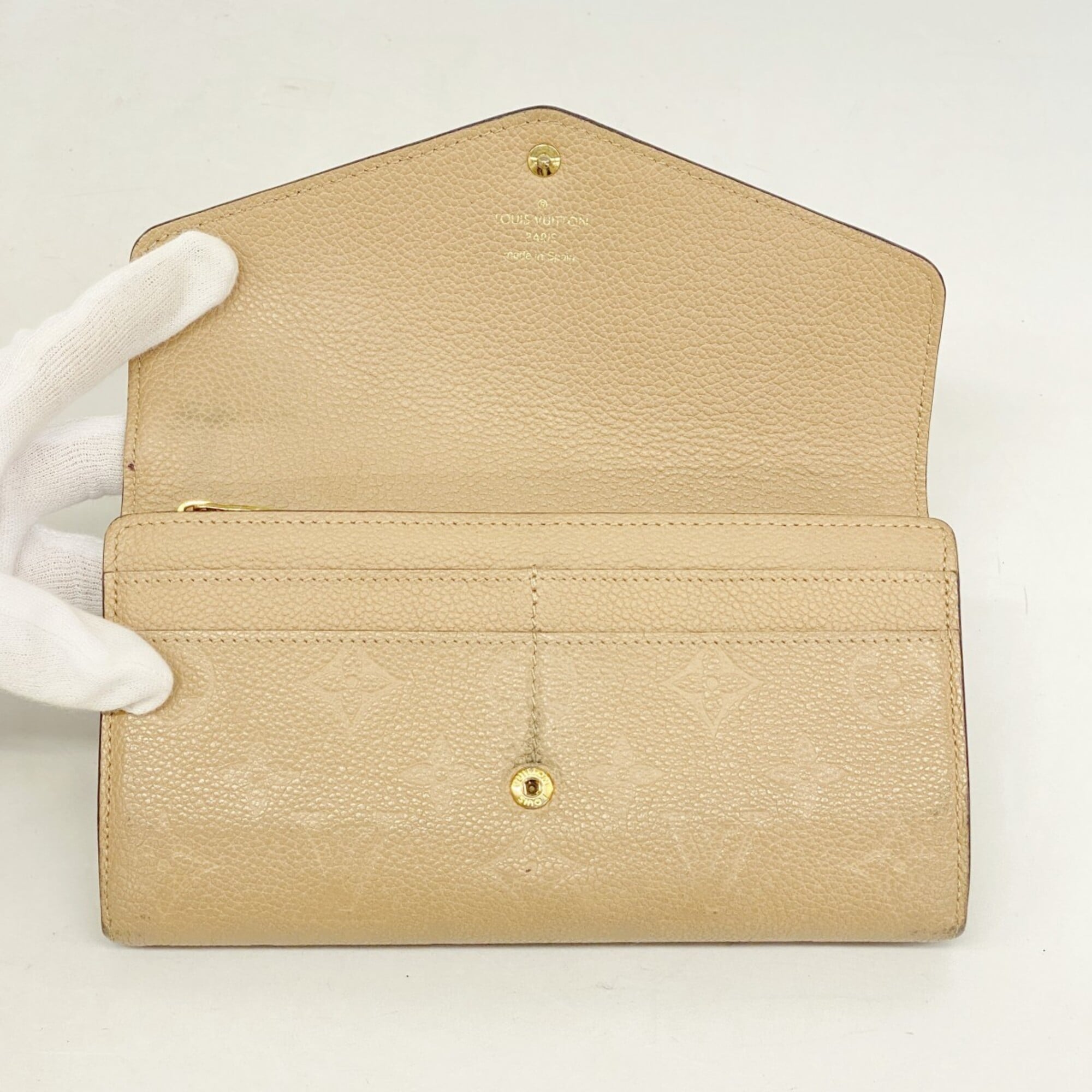 Louis Vuitton Beige Long Wallet (Bi-Fold) (Pre-Owned)
