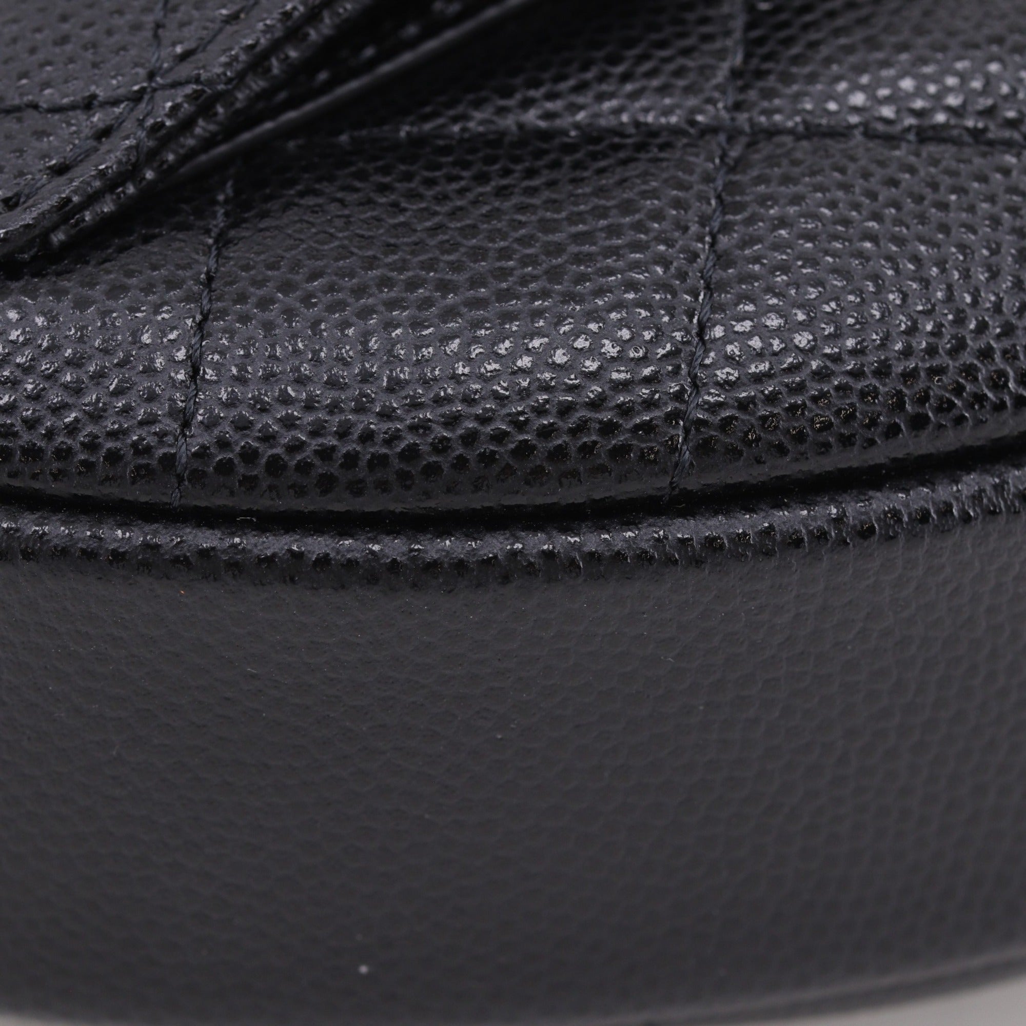Chanel Matelasse Black Grained Calfskin Handbag (Pre-Owned)