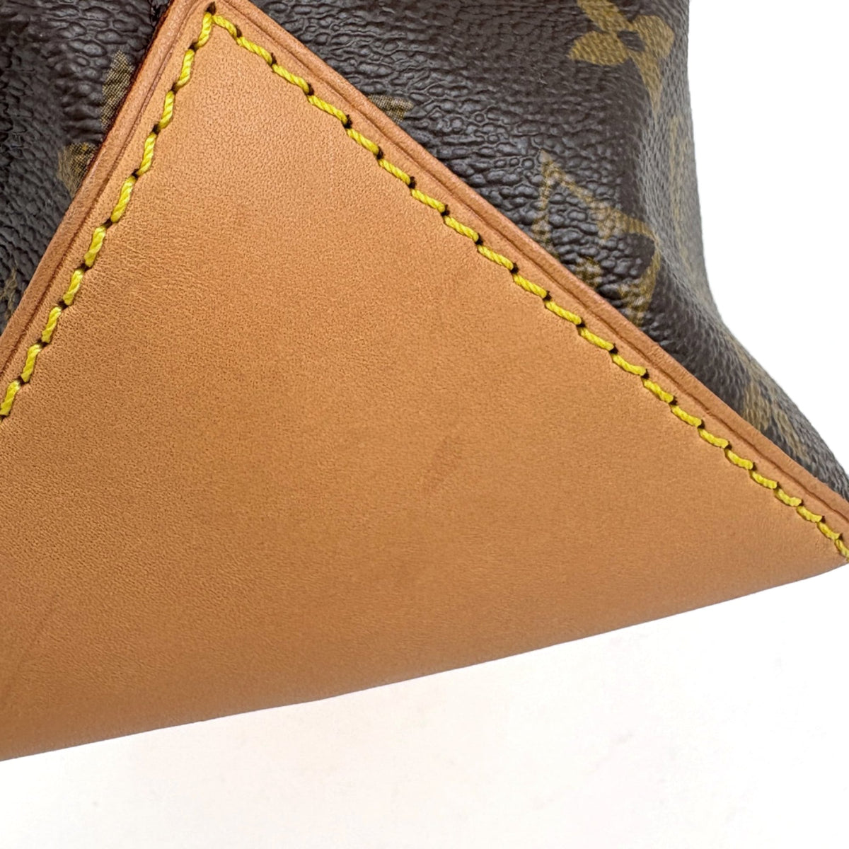 Louis Vuitton Brown Monogram Shoulder Bag Tote Bag (Pre-Owned)