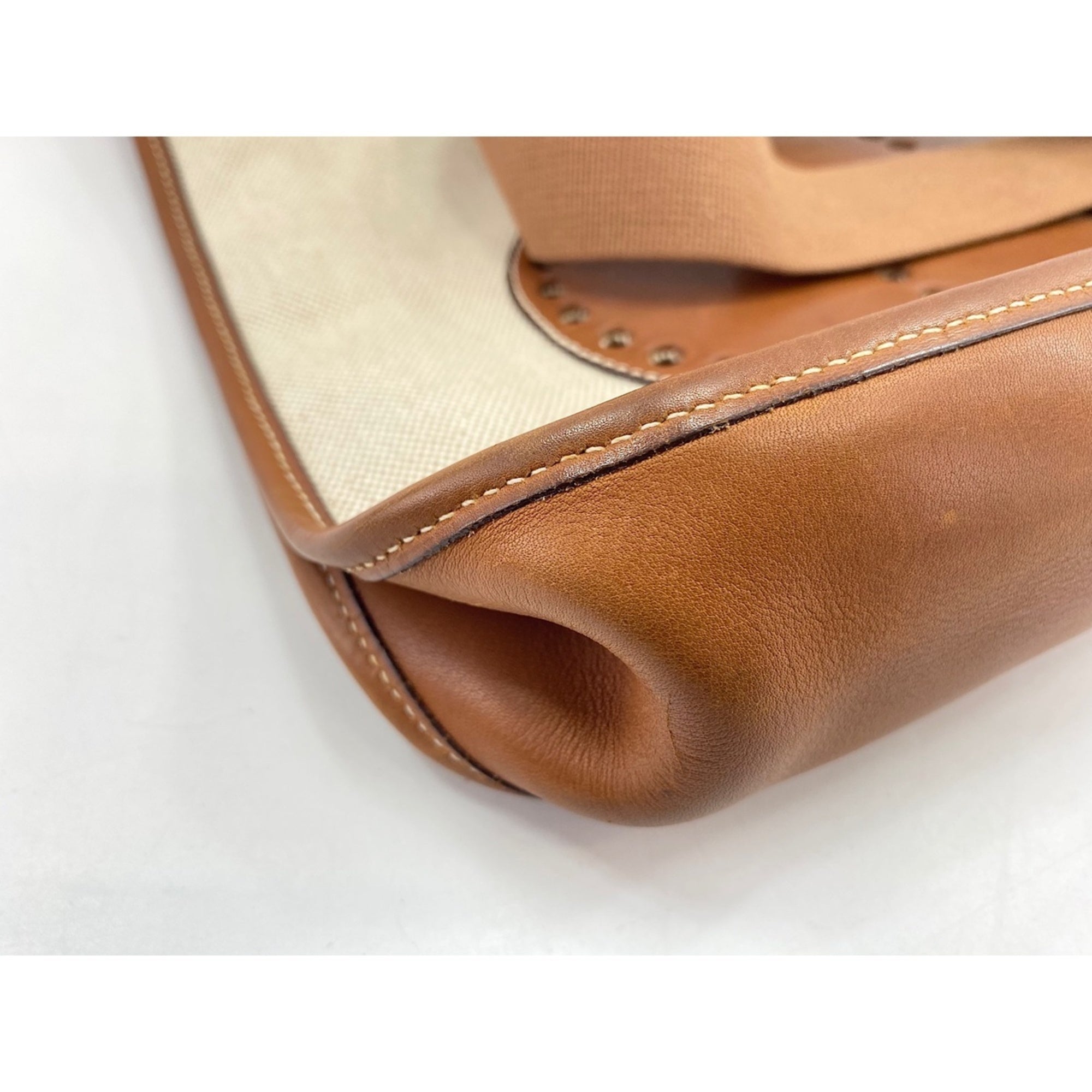 Hermes Brown Shoulder Bag (Pre-Owned)