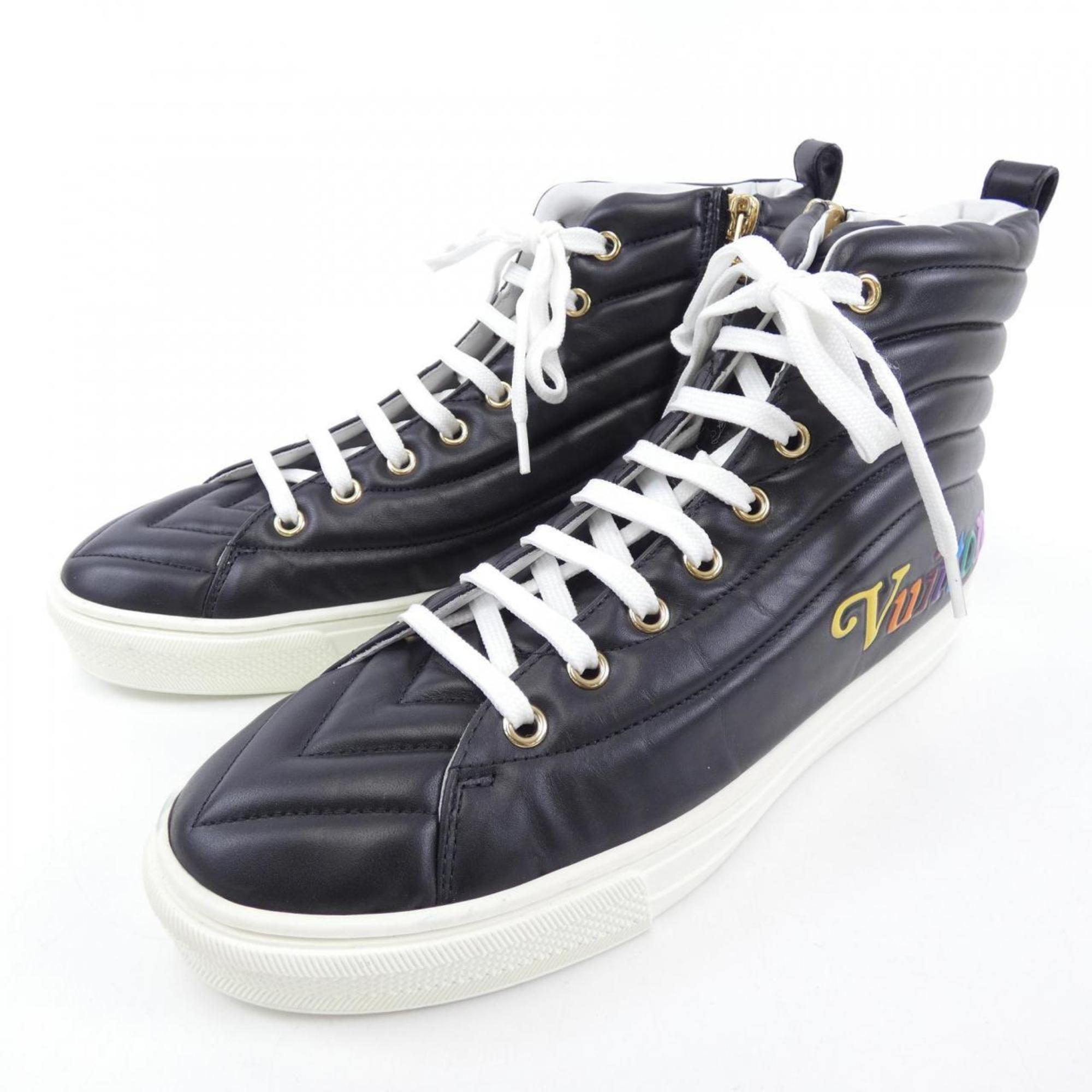 Louis Vuitton Black Sneakers (Pre-Owned)