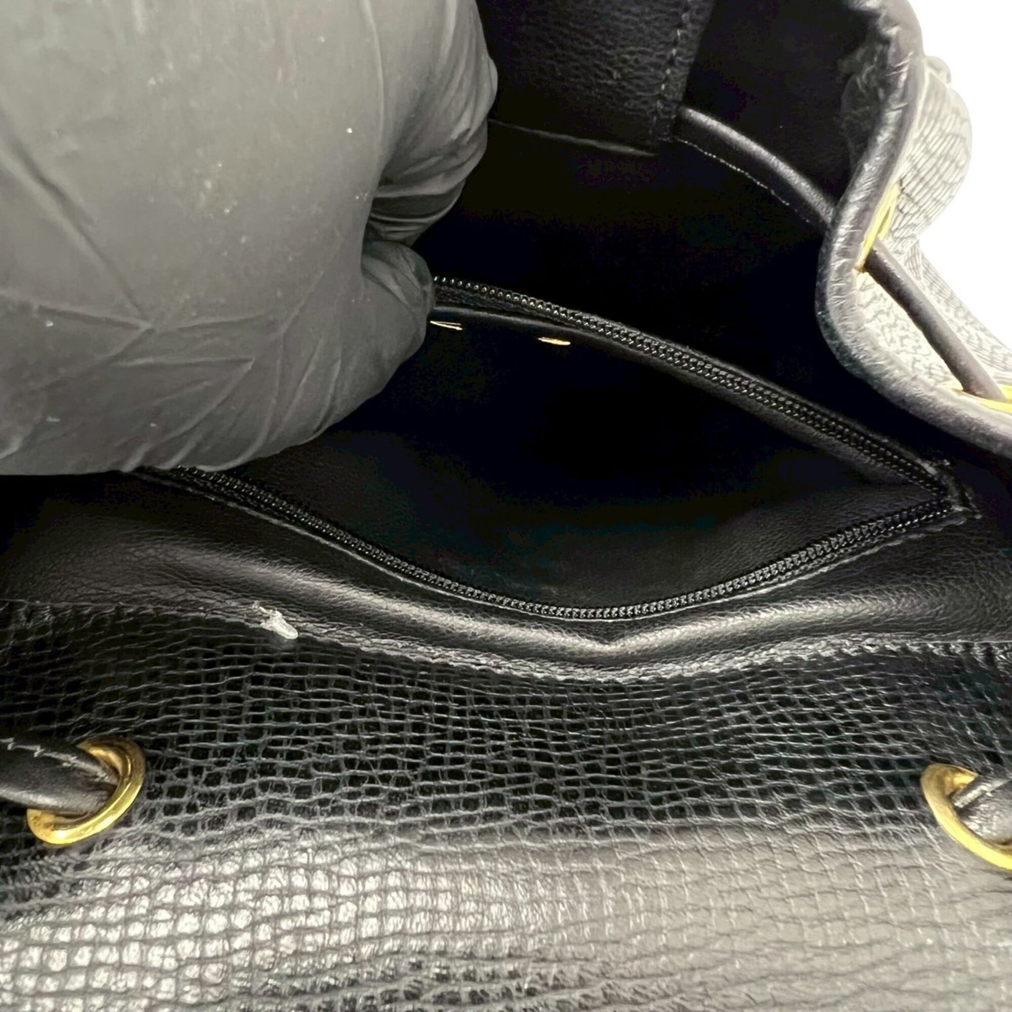 Christian Dior Black Leather Backpack (Pre-Owned)