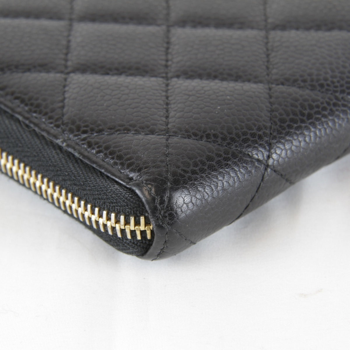 Chanel Black Leather Long Wallet (Bi-Fold) (Pre-Owned)
