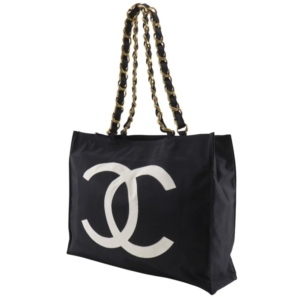 Chanel Black Nylon Tote Bag (Pre-Owned)