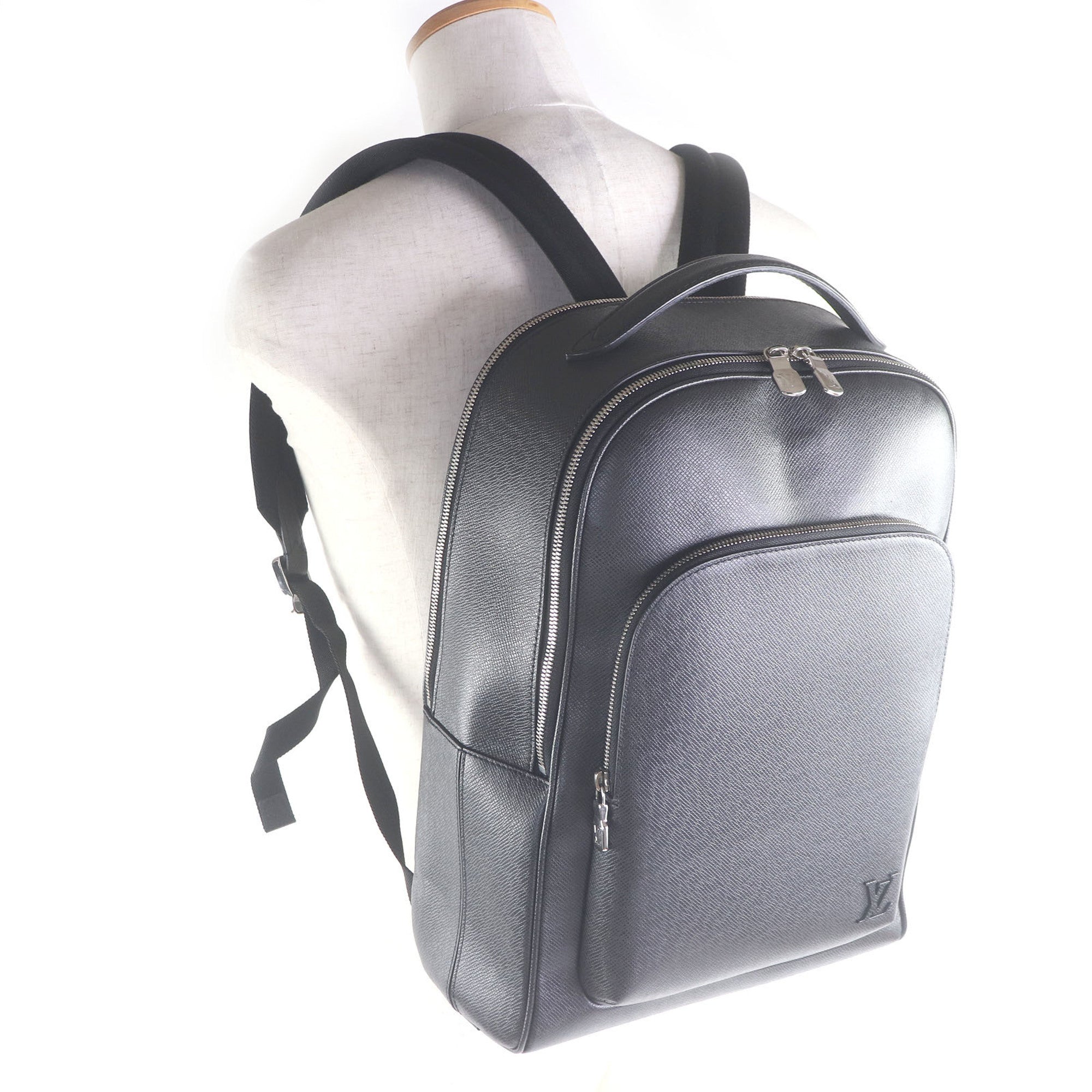 Louis Vuitton Taiga Noir Taiga Leather Backpack (Pre-Owned)