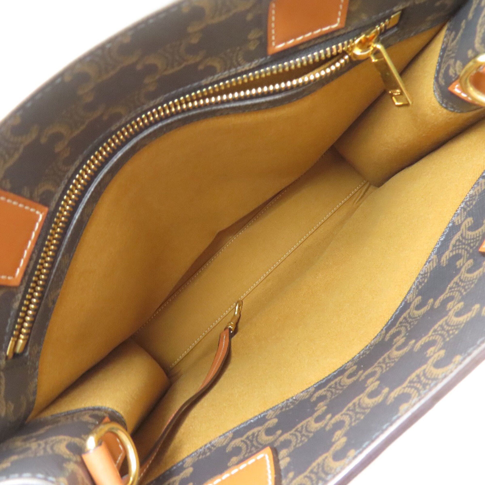 Celine Brown Dark Brown Pvc Handbag (Pre-Owned)