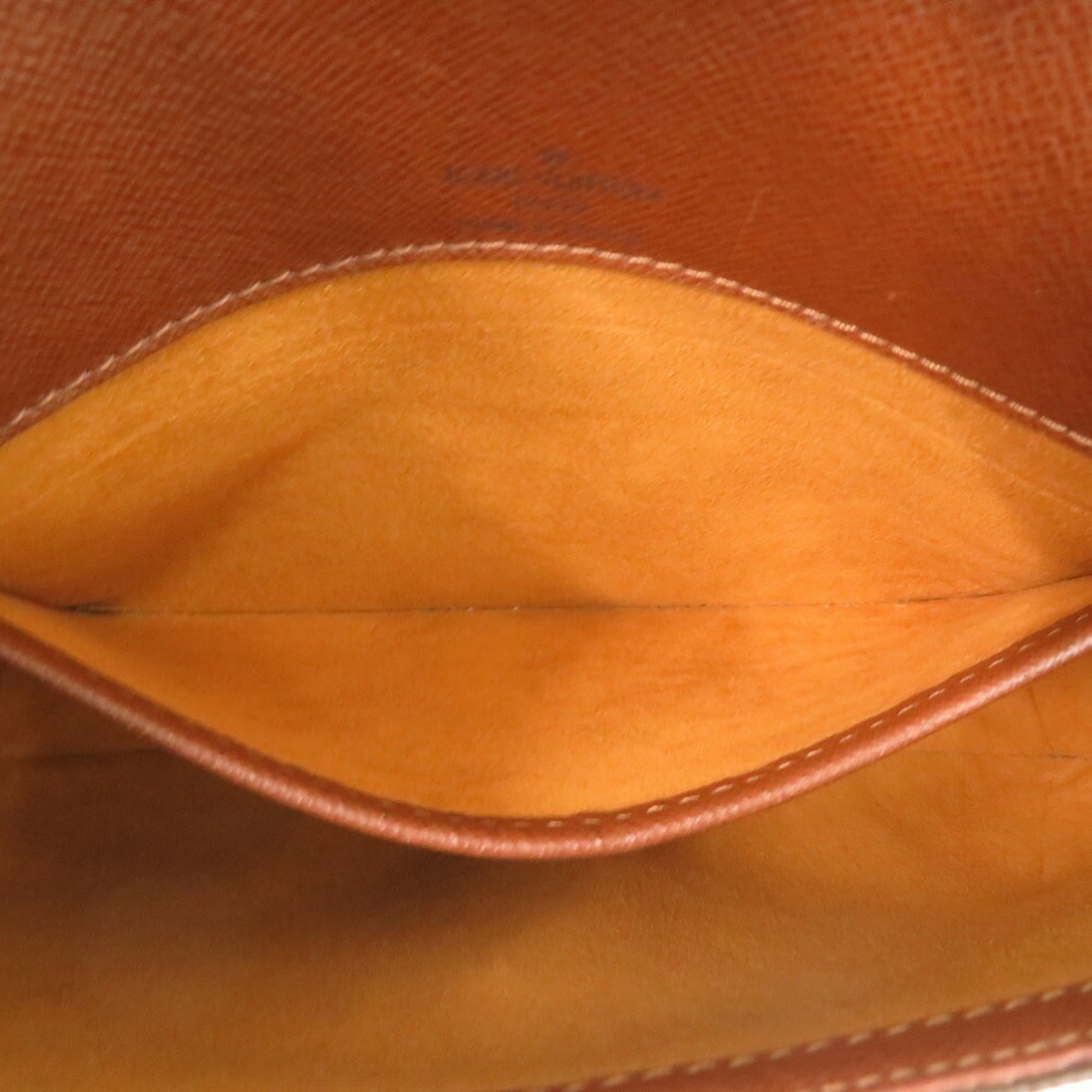 Louis Vuitton Brown Monogram Monogram Shoulder Bag (Pre-Owned)