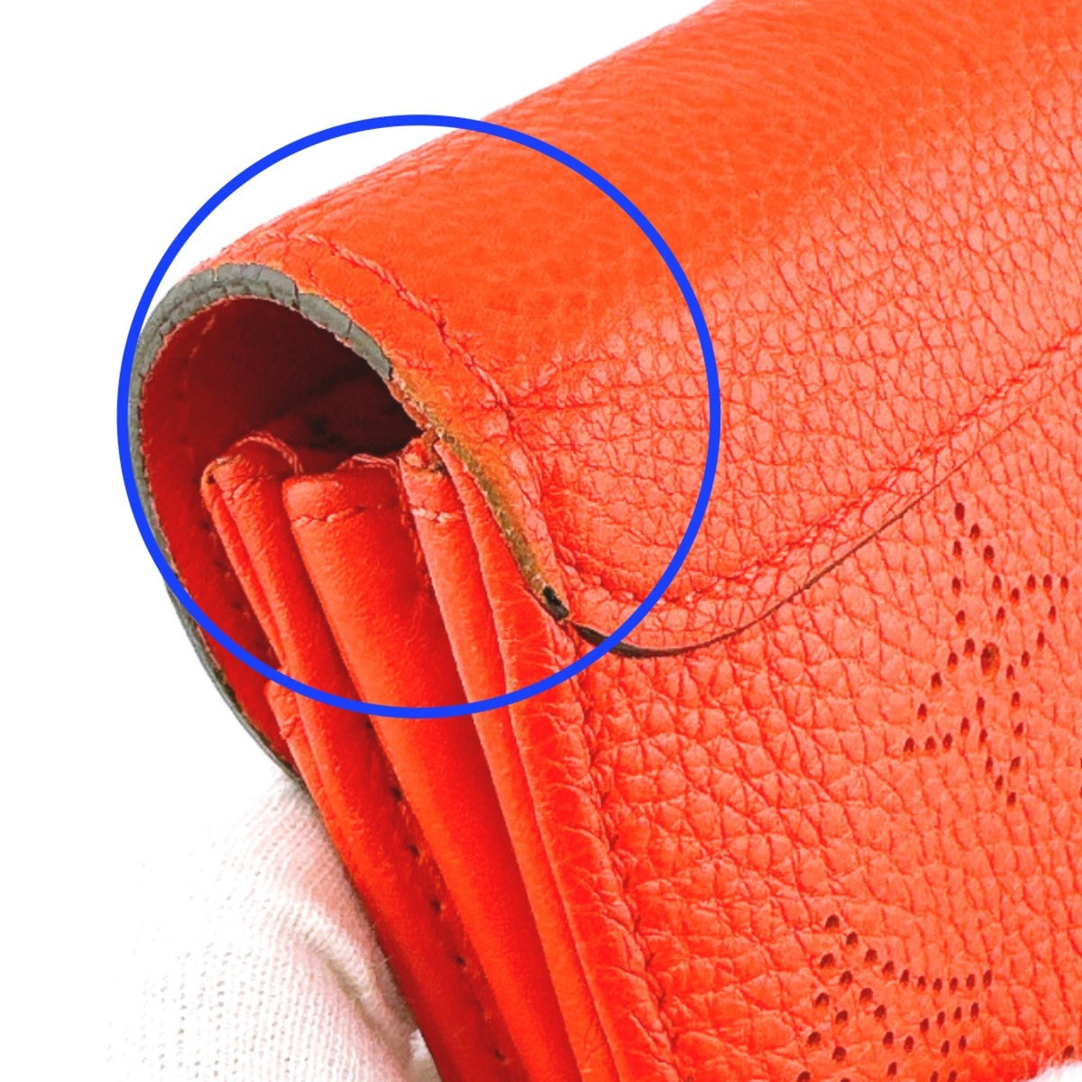 Louis Vuitton Corail Mahina Leather Long Wallet (Bi-Fold) (Pre-Owned)