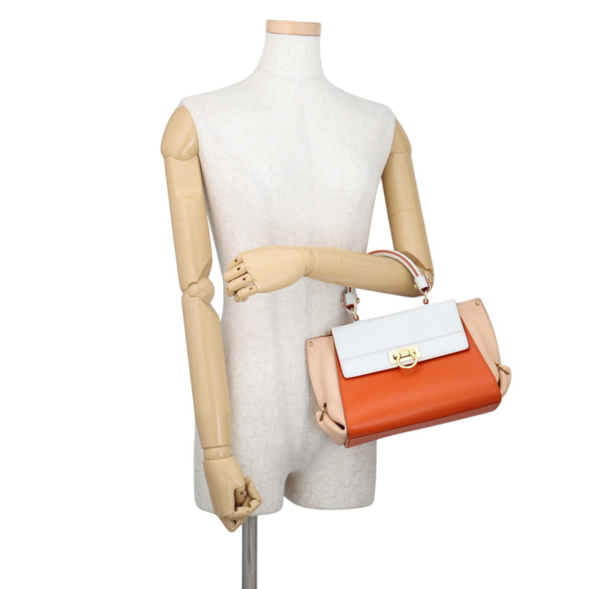 Salvatore Ferragamo Gancini Light Pink Orange White Leather Handbag (Pre-Owned)