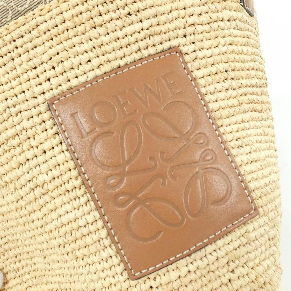 Loewe Raffia Canvas Shoulder Bag (Pre-Owned)