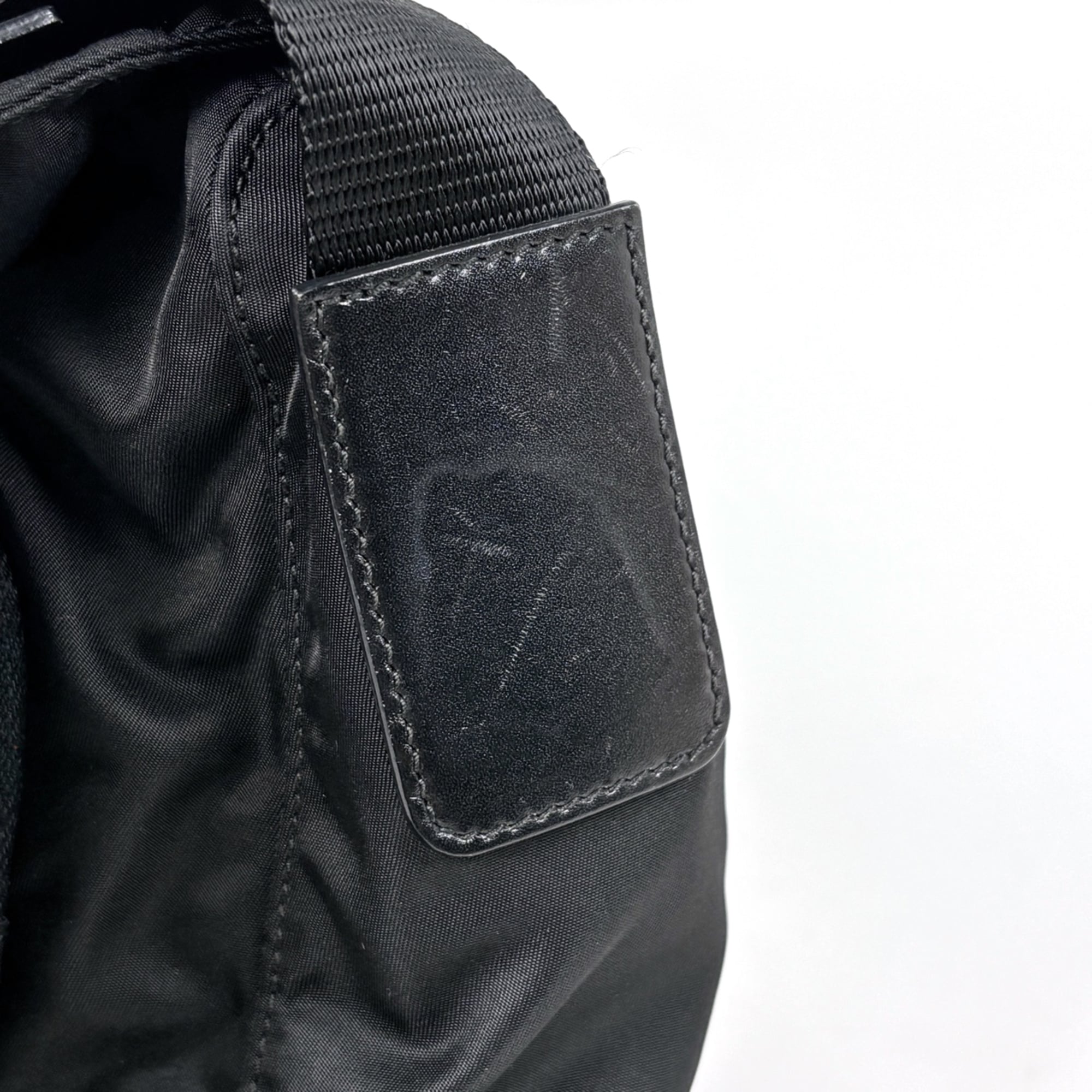 Prada Black Nylon Leather Shoulder Bag (Pre-Owned)
