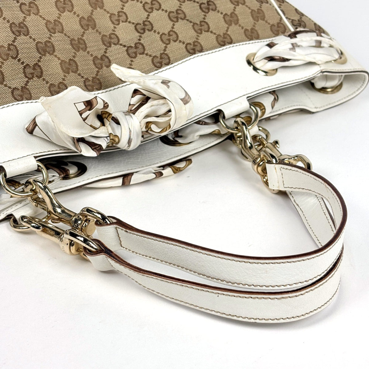 Gucci Beige White Gg Canvas Leather Tote Bag (Pre-Owned)