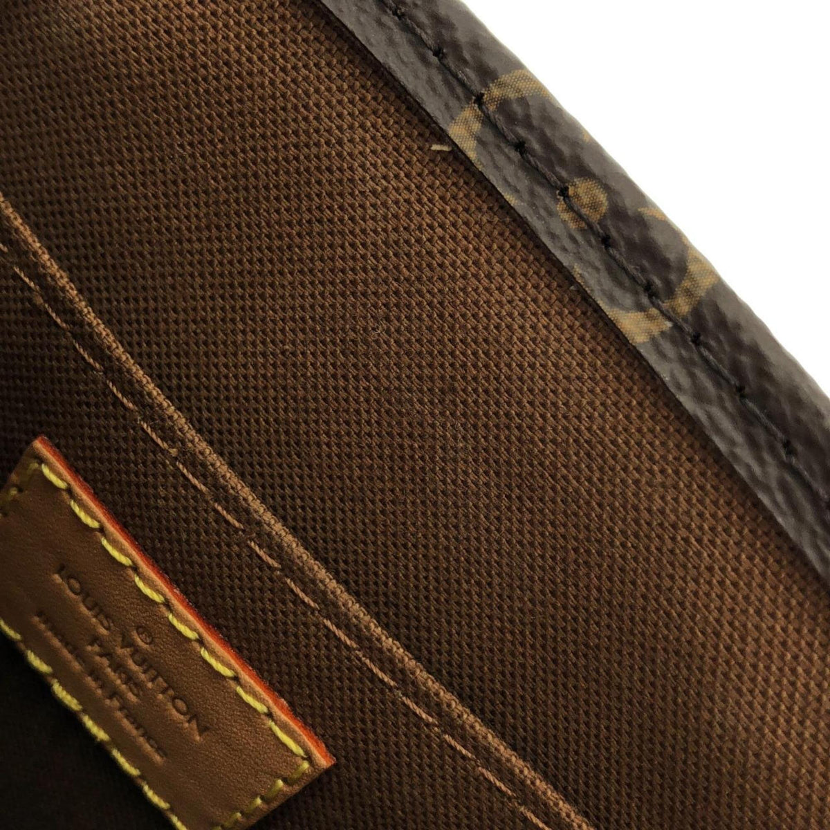 Louis Vuitton Marron Monogram Coated Canvas Handbag (Pre-Owned)