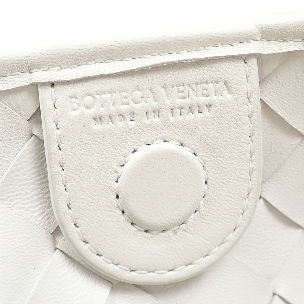 Bottega Veneta White Leather Handbag (Pre-Owned)