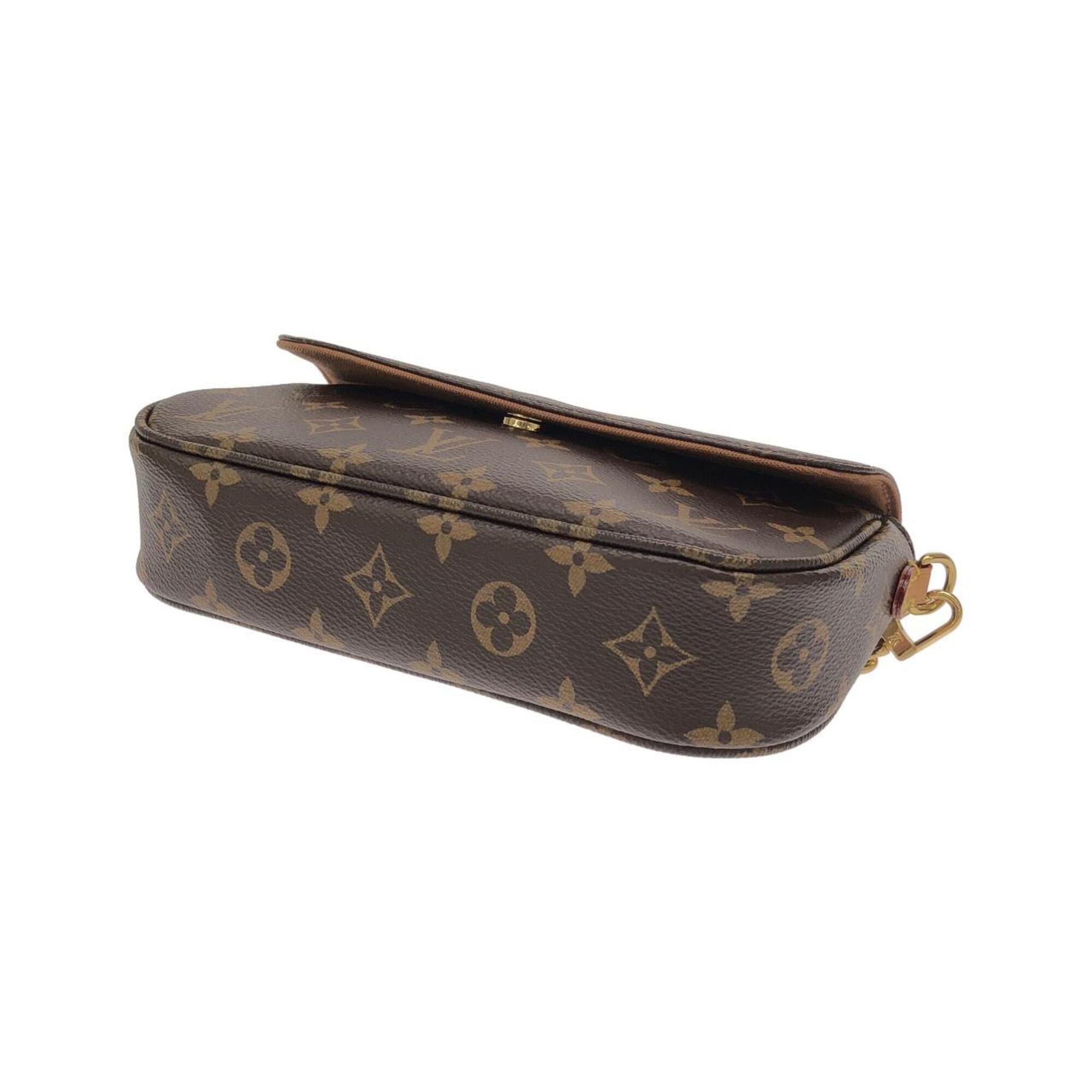 Louis Vuitton Marron Coated Canvas Shoulder Bag (Pre-Owned)