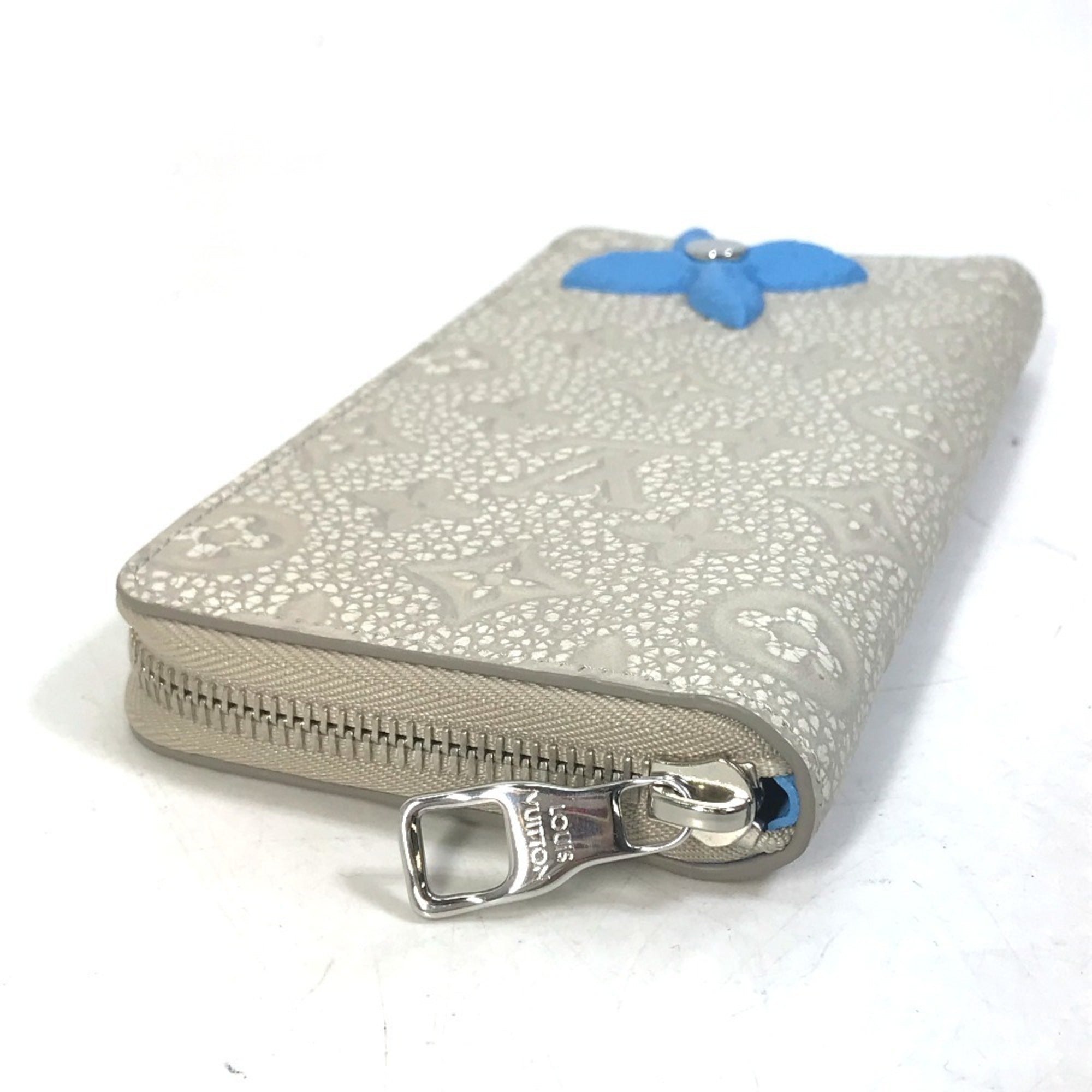 Louis Vuitton White Leather Long Wallet (Bi-Fold) (Pre-Owned)
