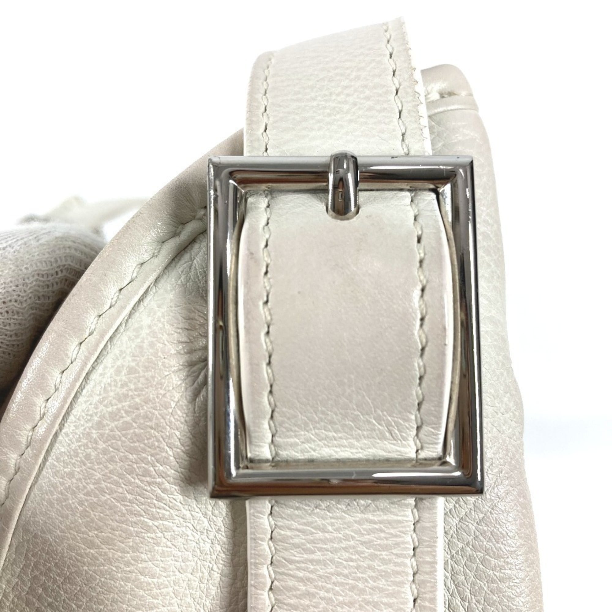 Hermes White Leather Shoulder Bag (Pre-Owned)