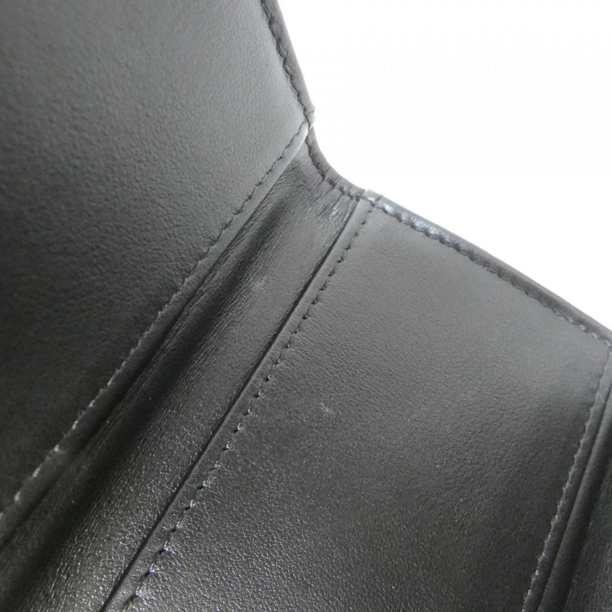Chanel Black Grained Calfskin Wallet (Tri-Fold) (Pre-Owned)