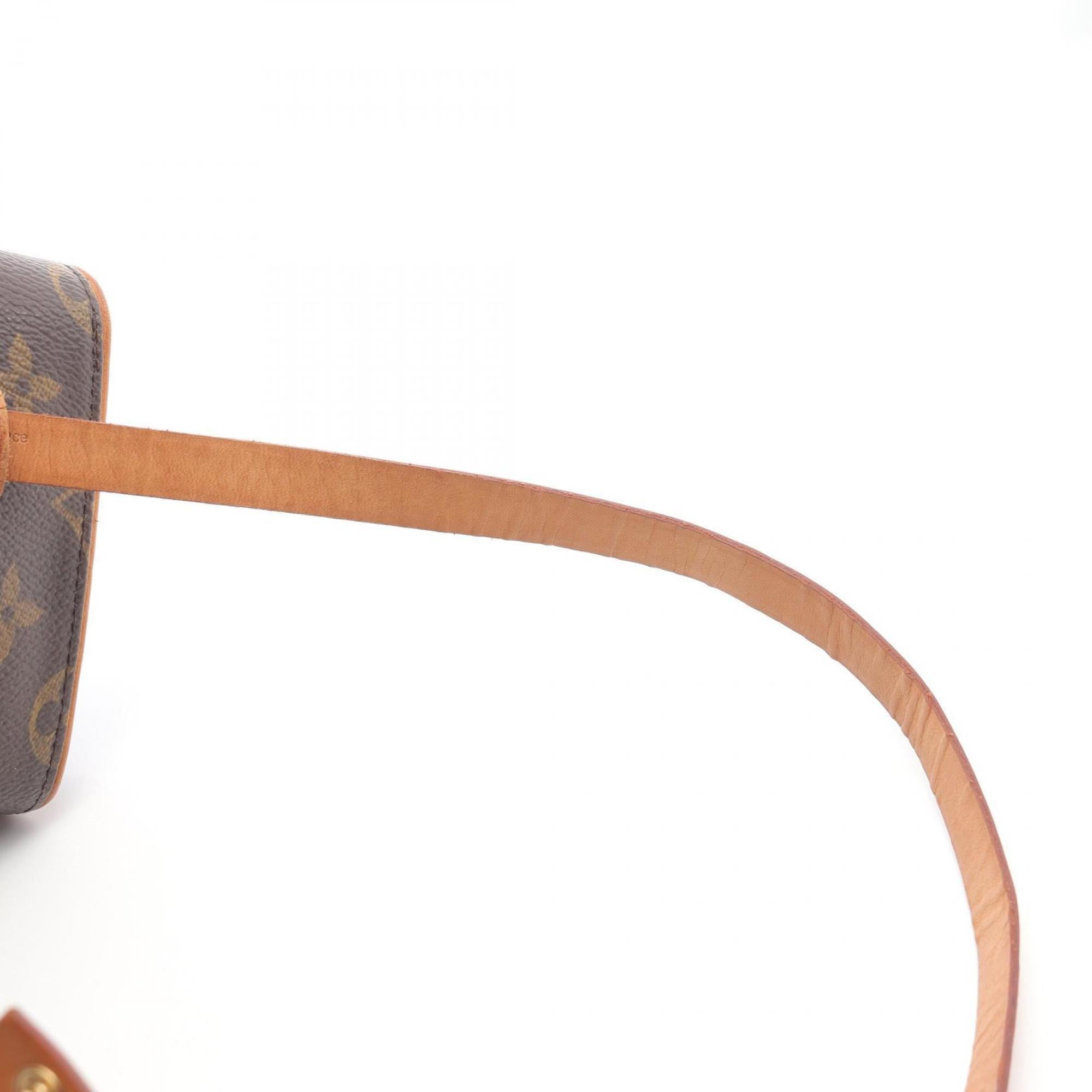 Louis Vuitton Brown Monogram Monogram Fanny Pack (Pre-Owned)